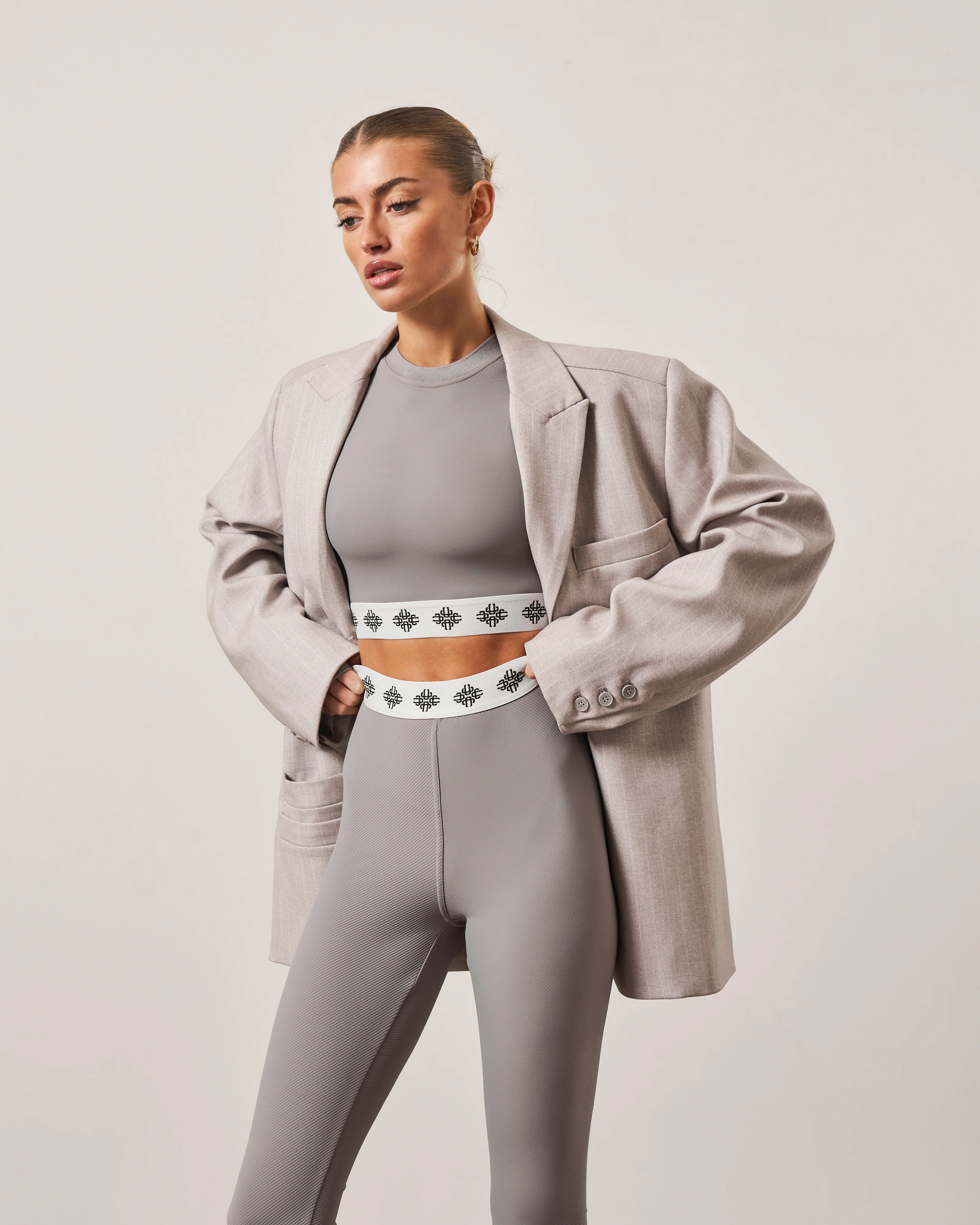 BRANDED WAISTBAND FITTED RIBBED TOP - GREY - Image 6