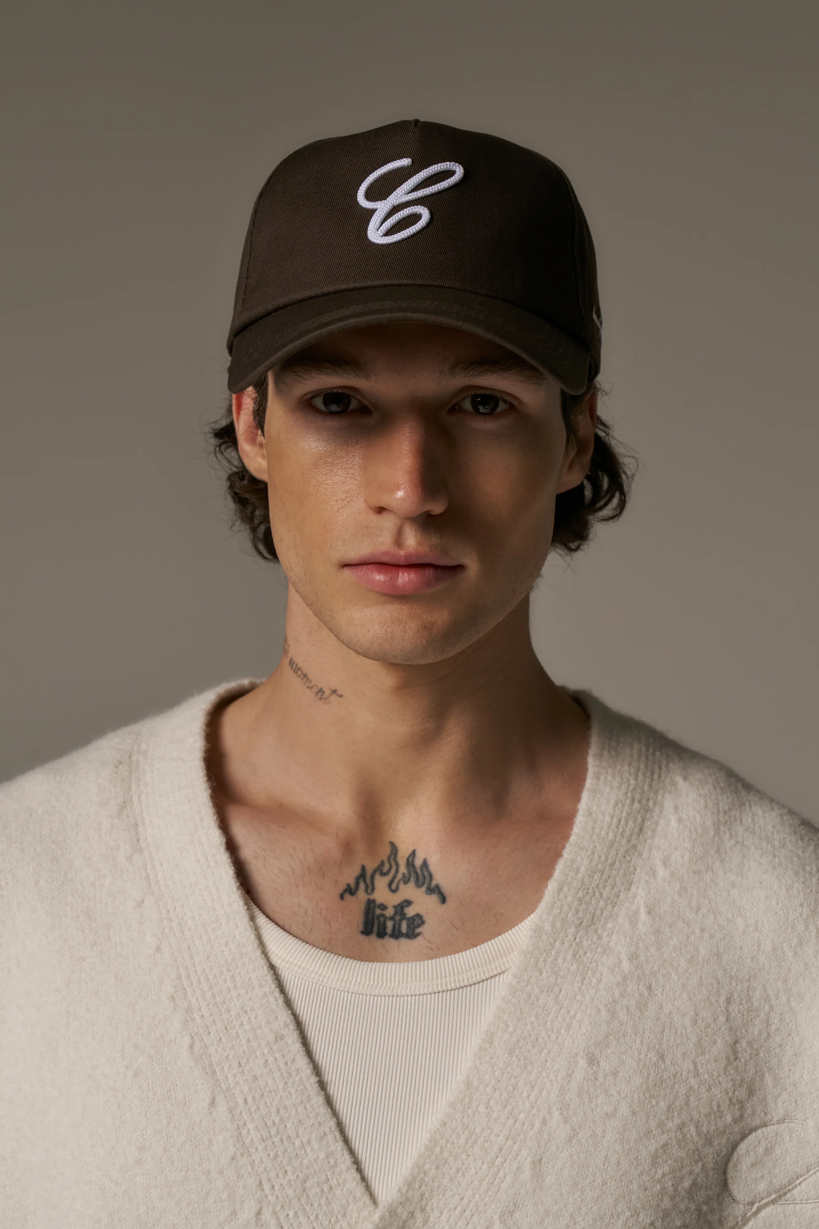 C SCRIPT CAP - BROWN - Image 2