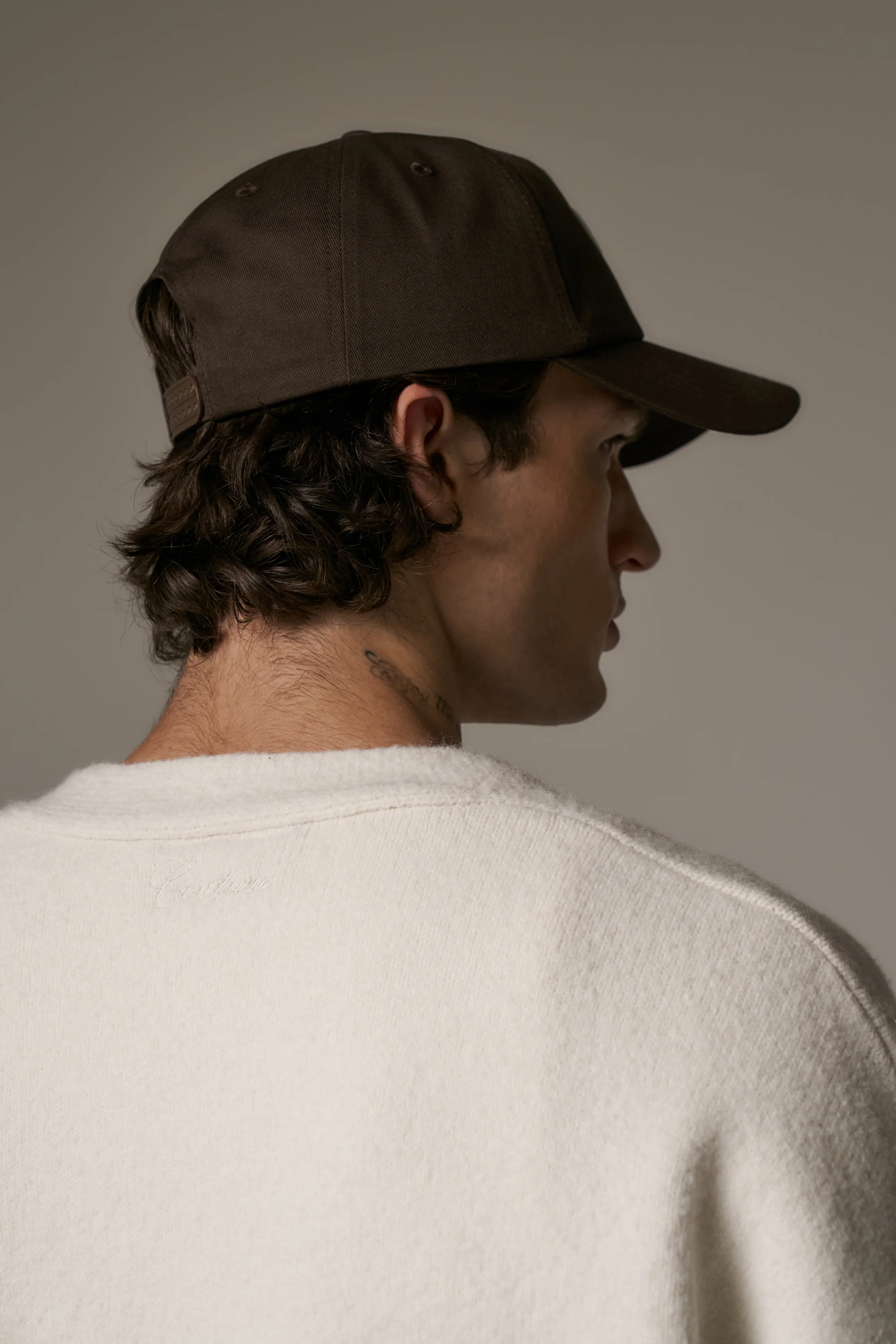 C SCRIPT CAP - BROWN - Image 8