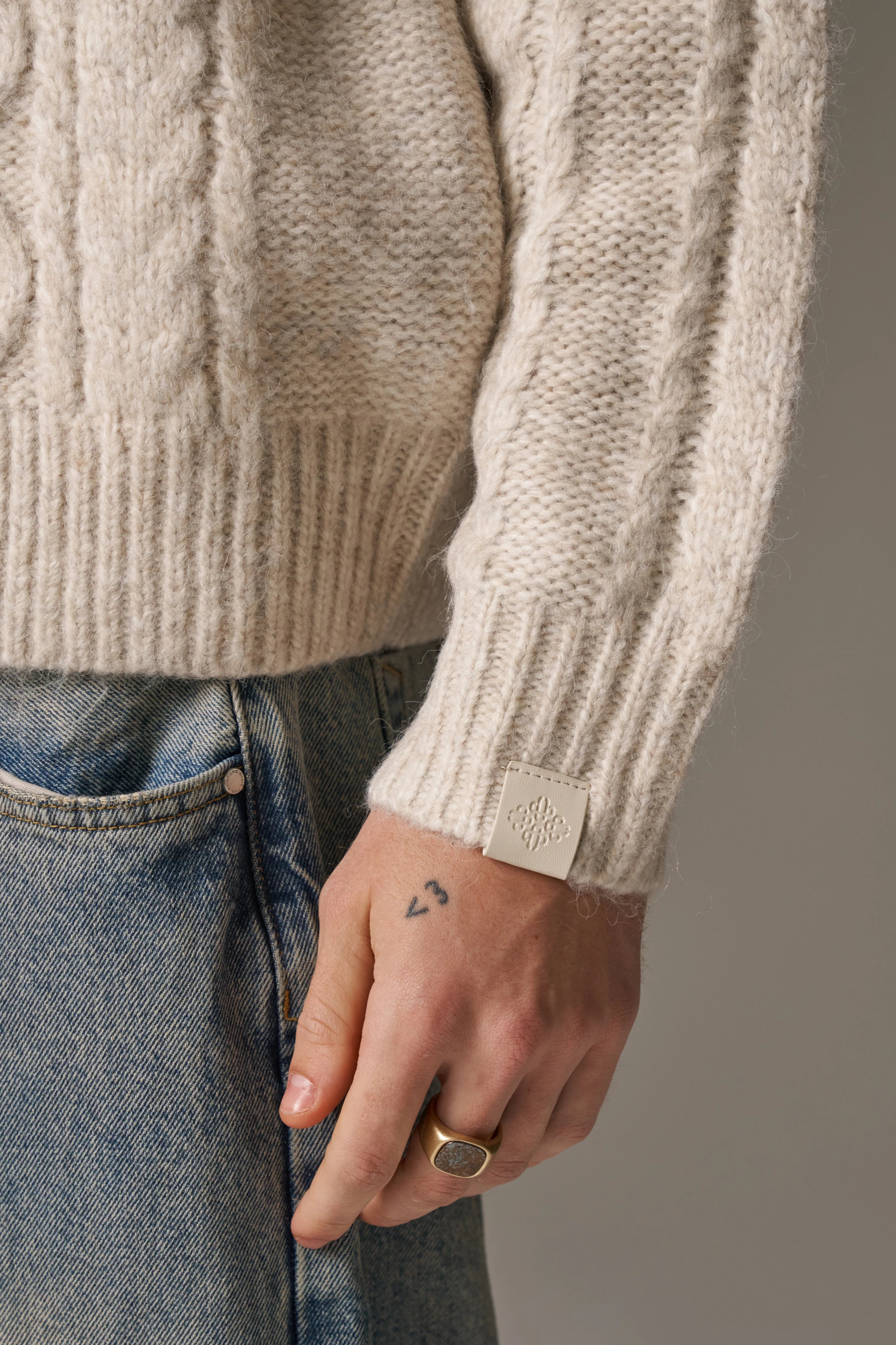 CABLE KNIT ZIP THROUGH HOODIE - STONE - Image 5