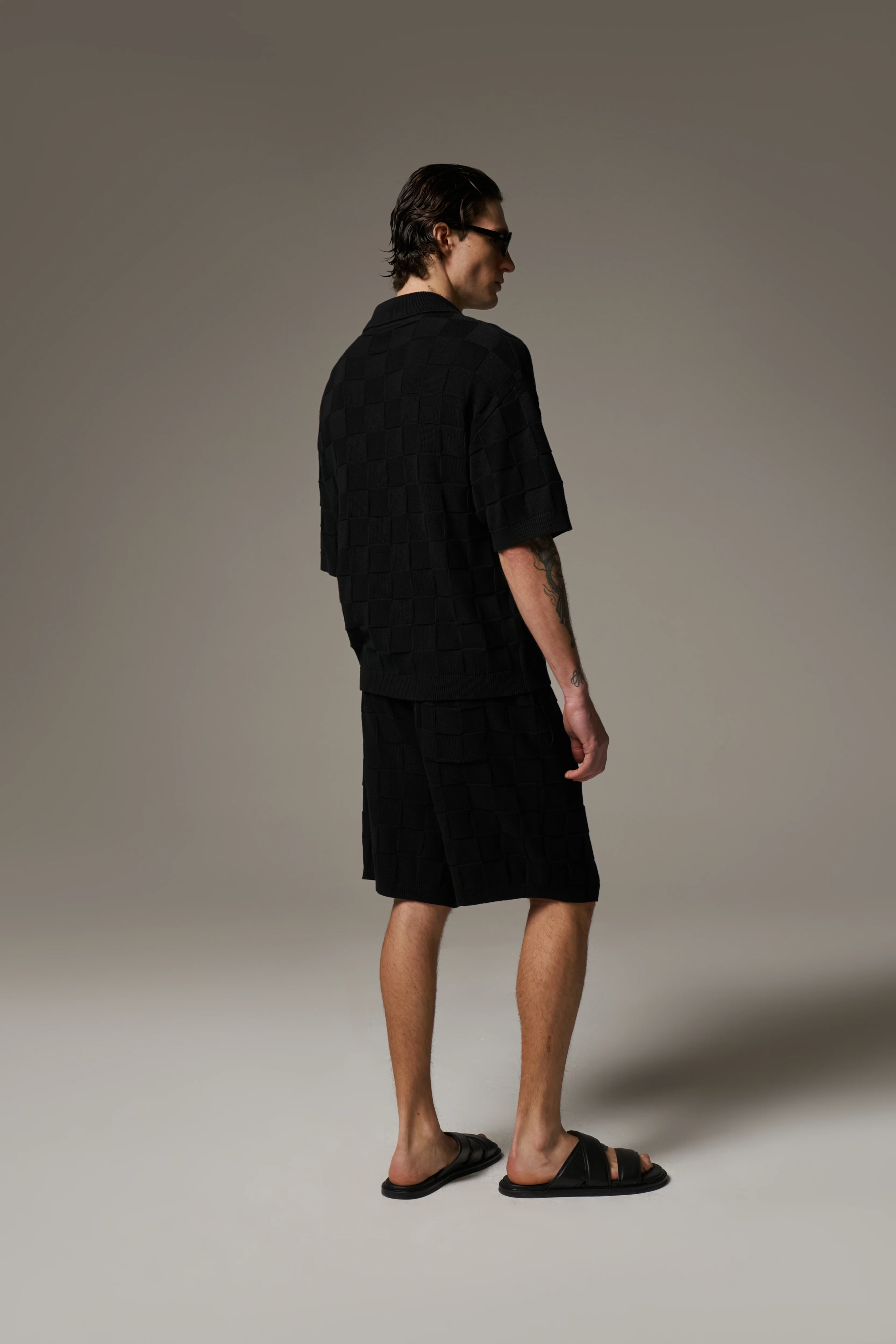 CHECKERBOARD KNITTED SHIRT - BLACK - Image 7
