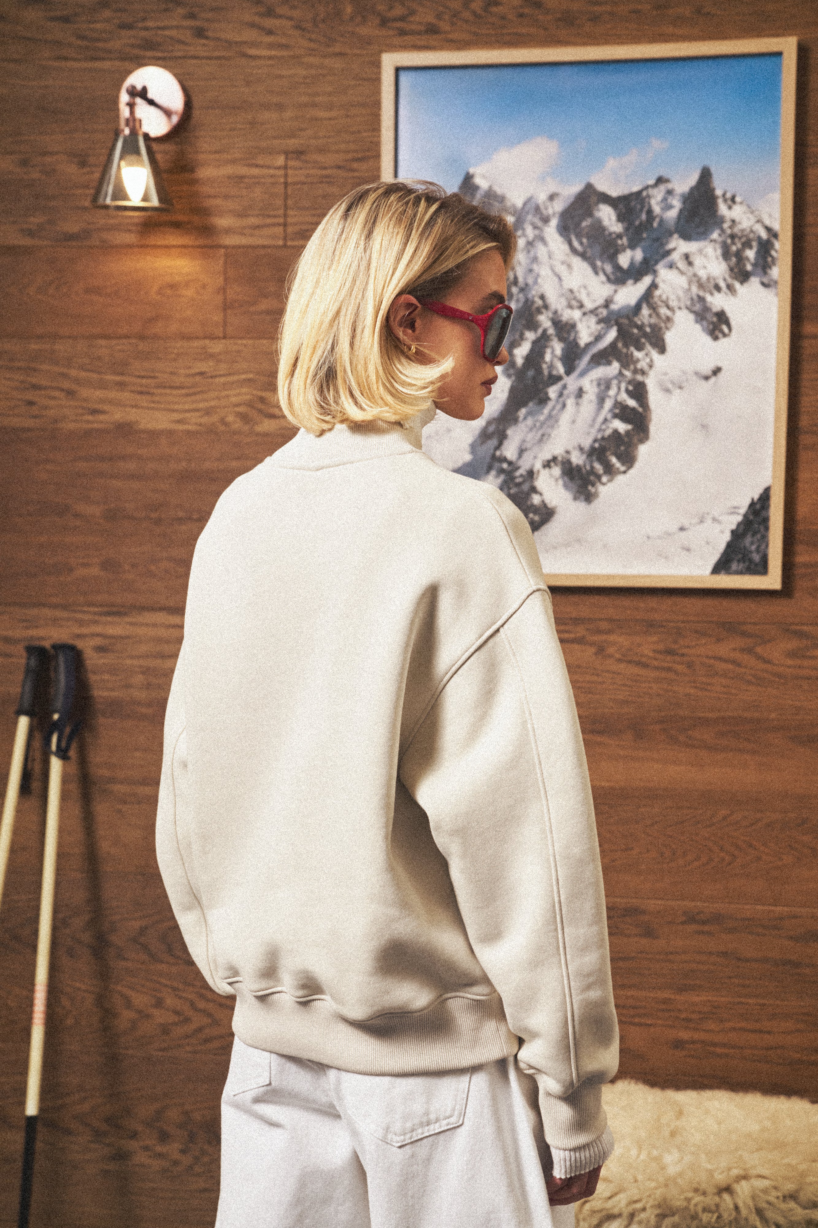 CHENILLE EMBLEM MOCK NECK CREW - BONE - Image 6