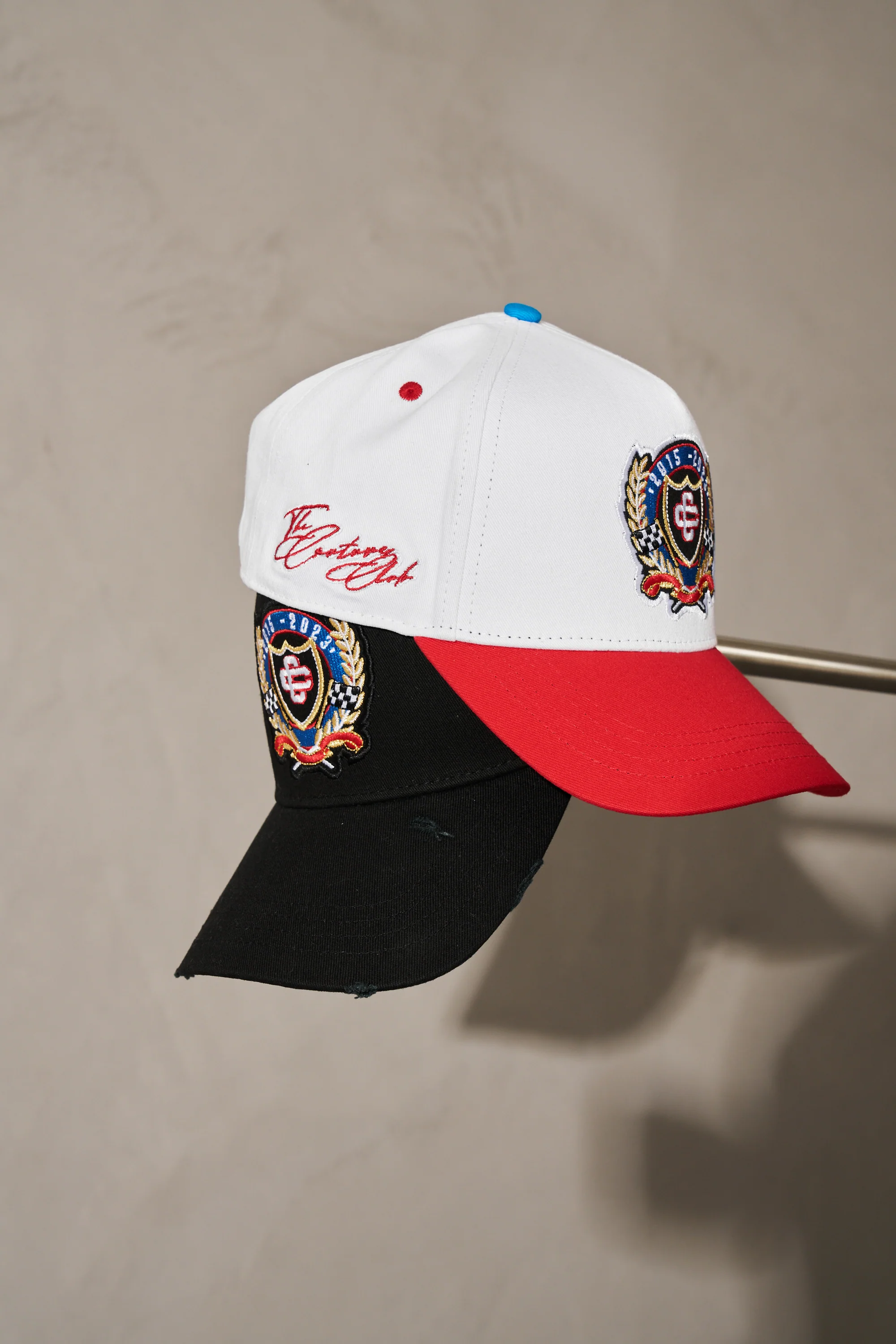 EMBLEM ANNIVERSARY BADGED CAP - WHITE - Image 6