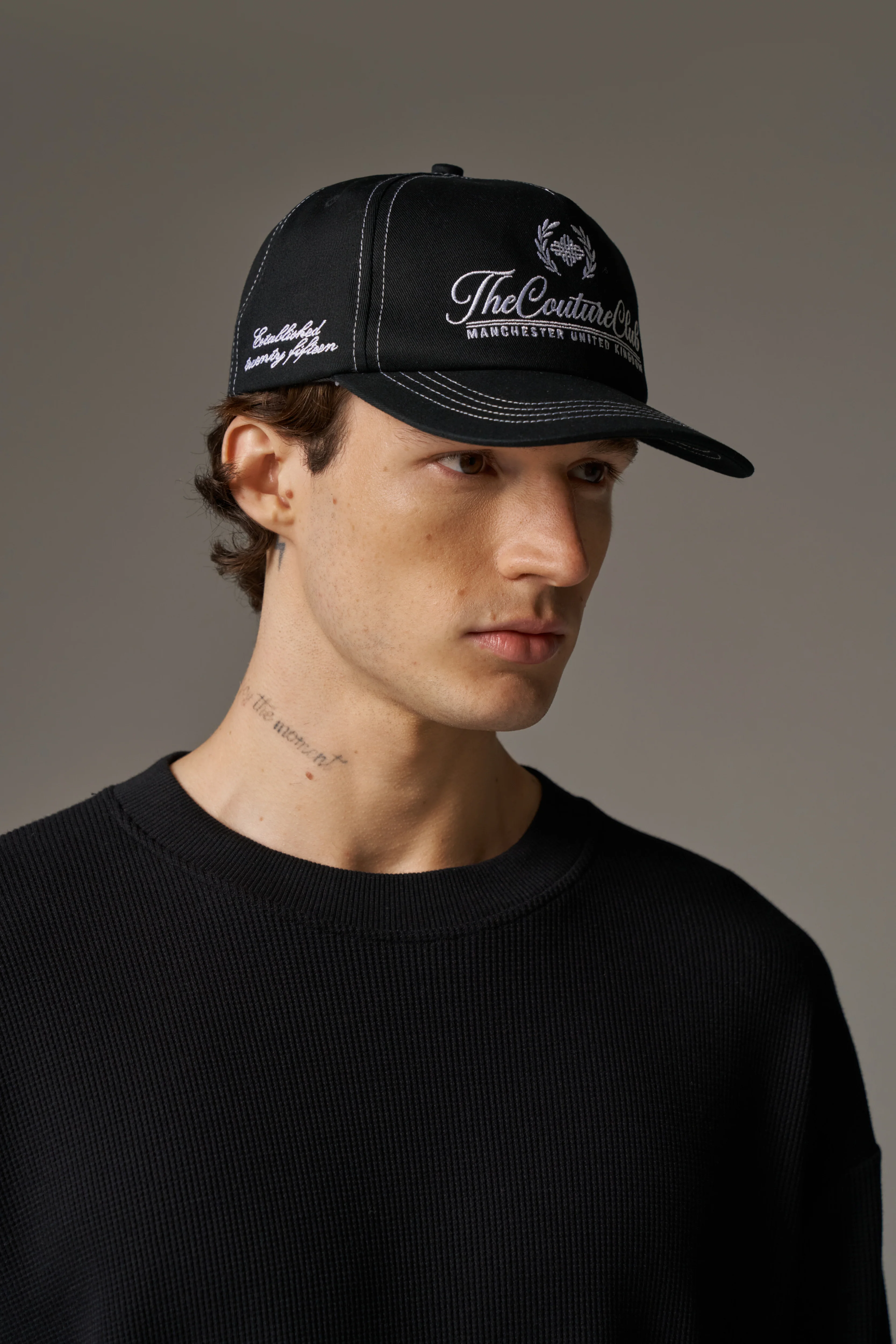 CONTRAST STITCH LAUREL EMBROIDERY CAP - BLACK - Image 4