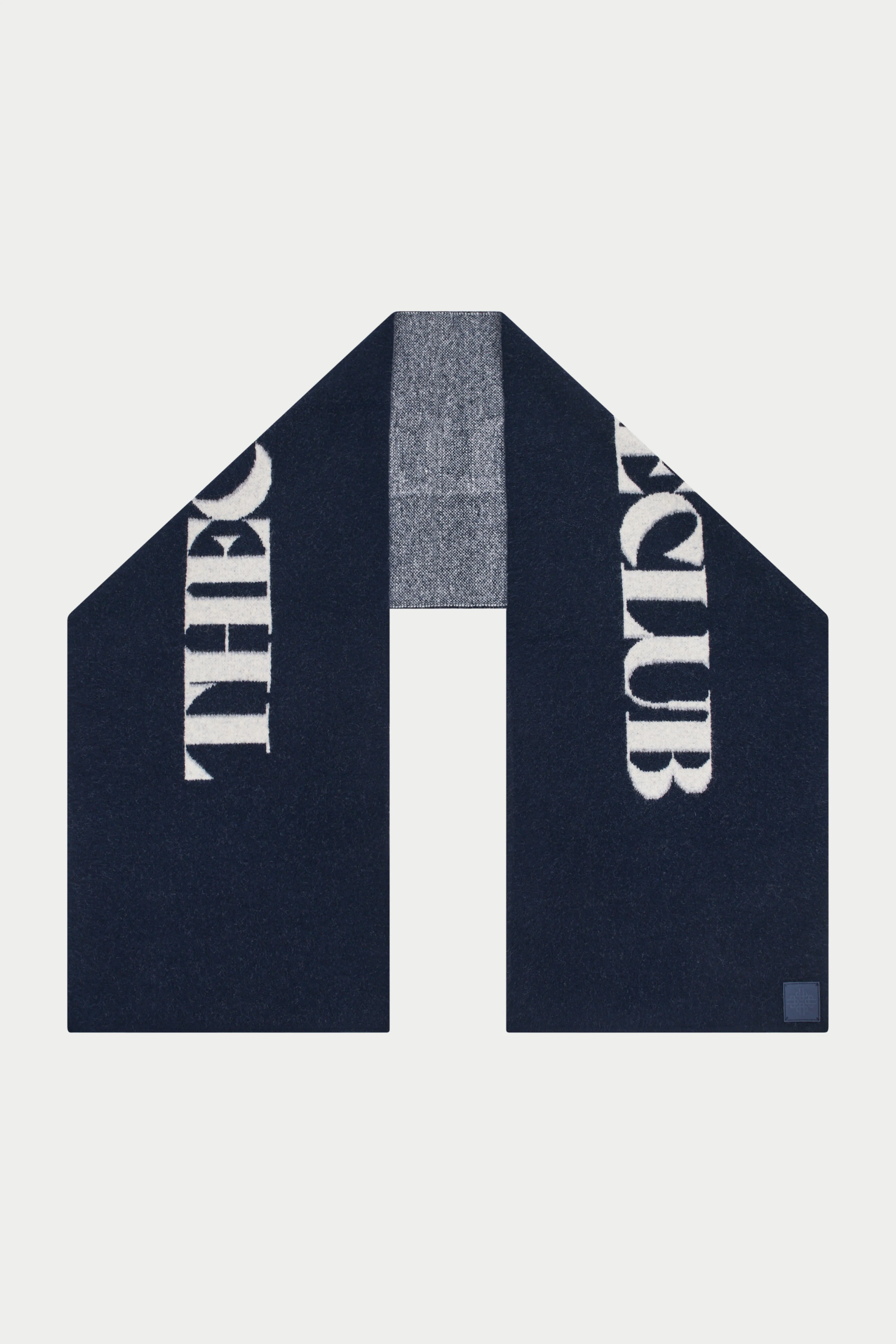 COPYRIGHT KNIT SCARF - NAVY