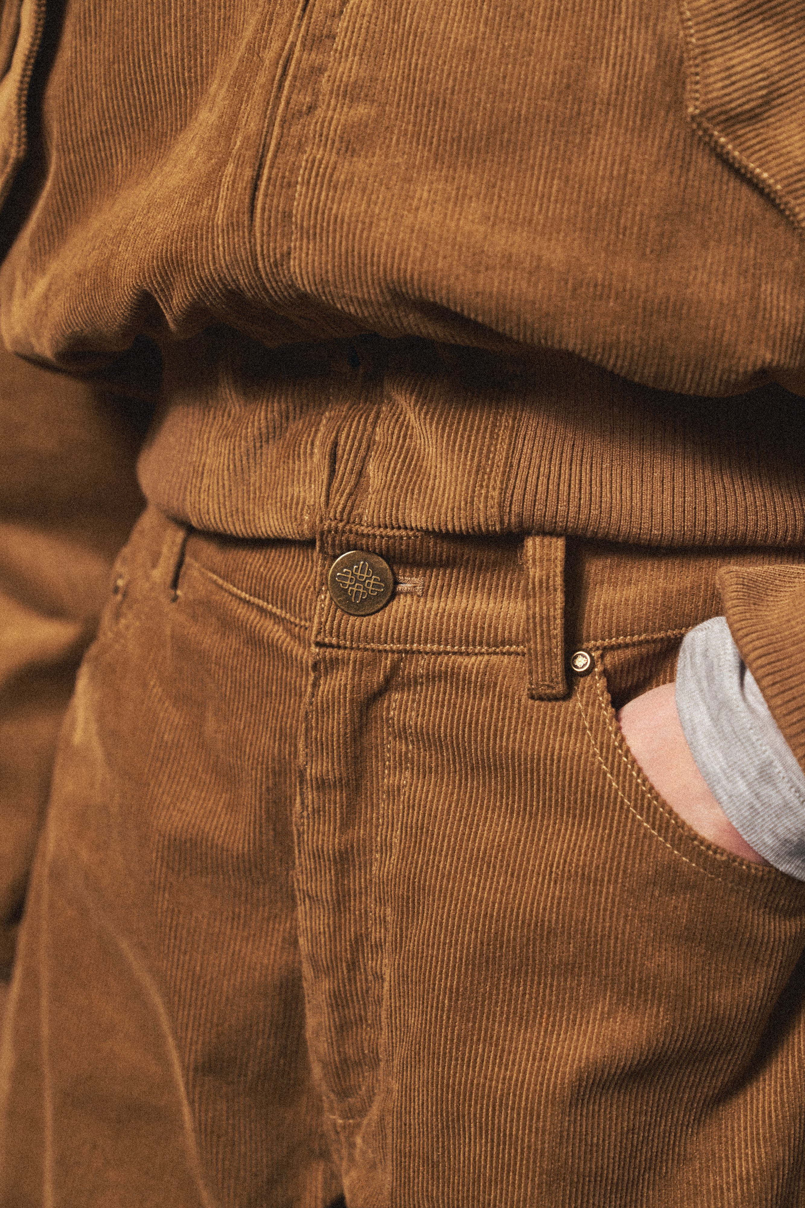 CORD BARREL LEG TROUSERS - TAN - Image 5