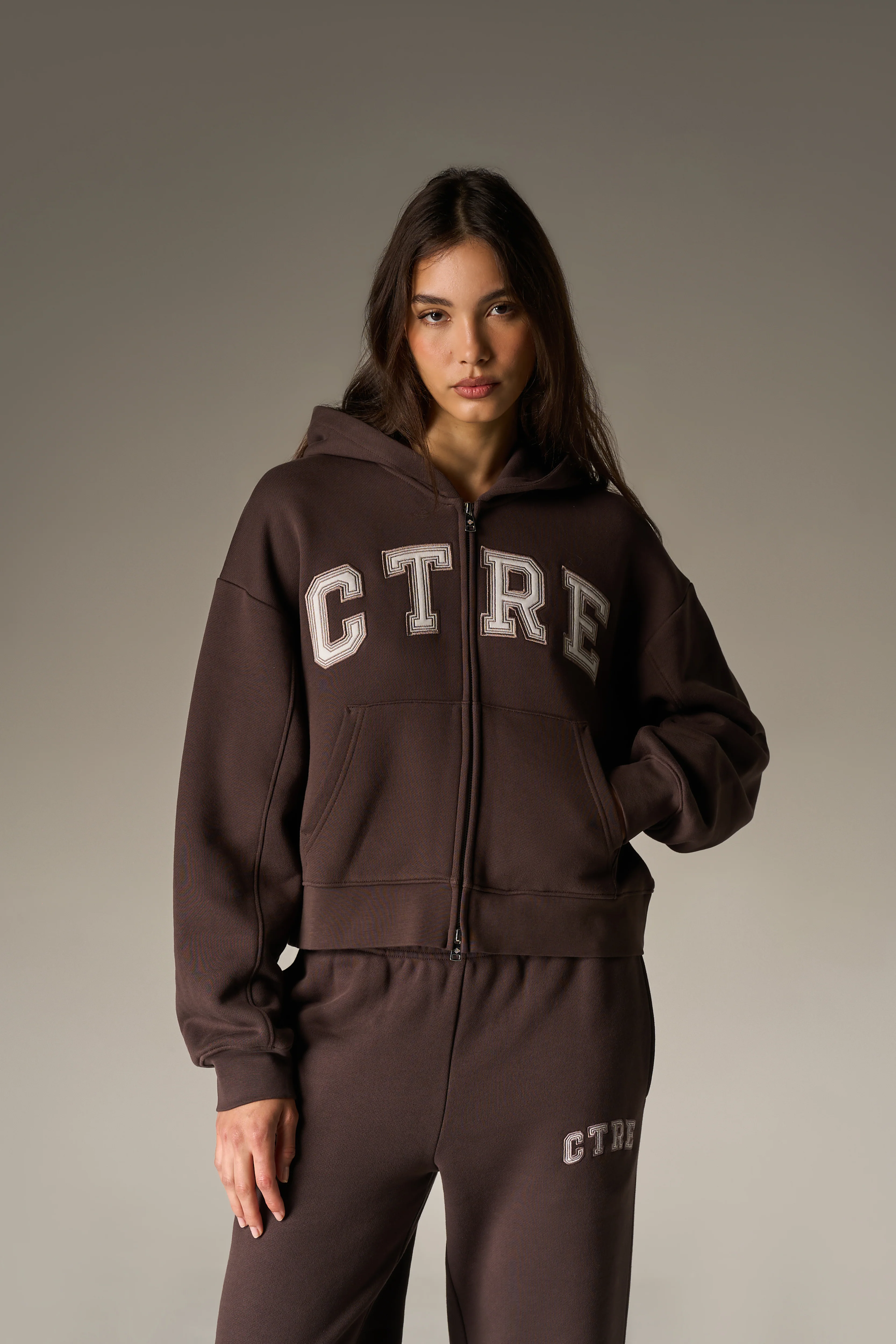 CTRE APPLIQUE ZIP THROUGH HOODIE - BROWN - Image 2