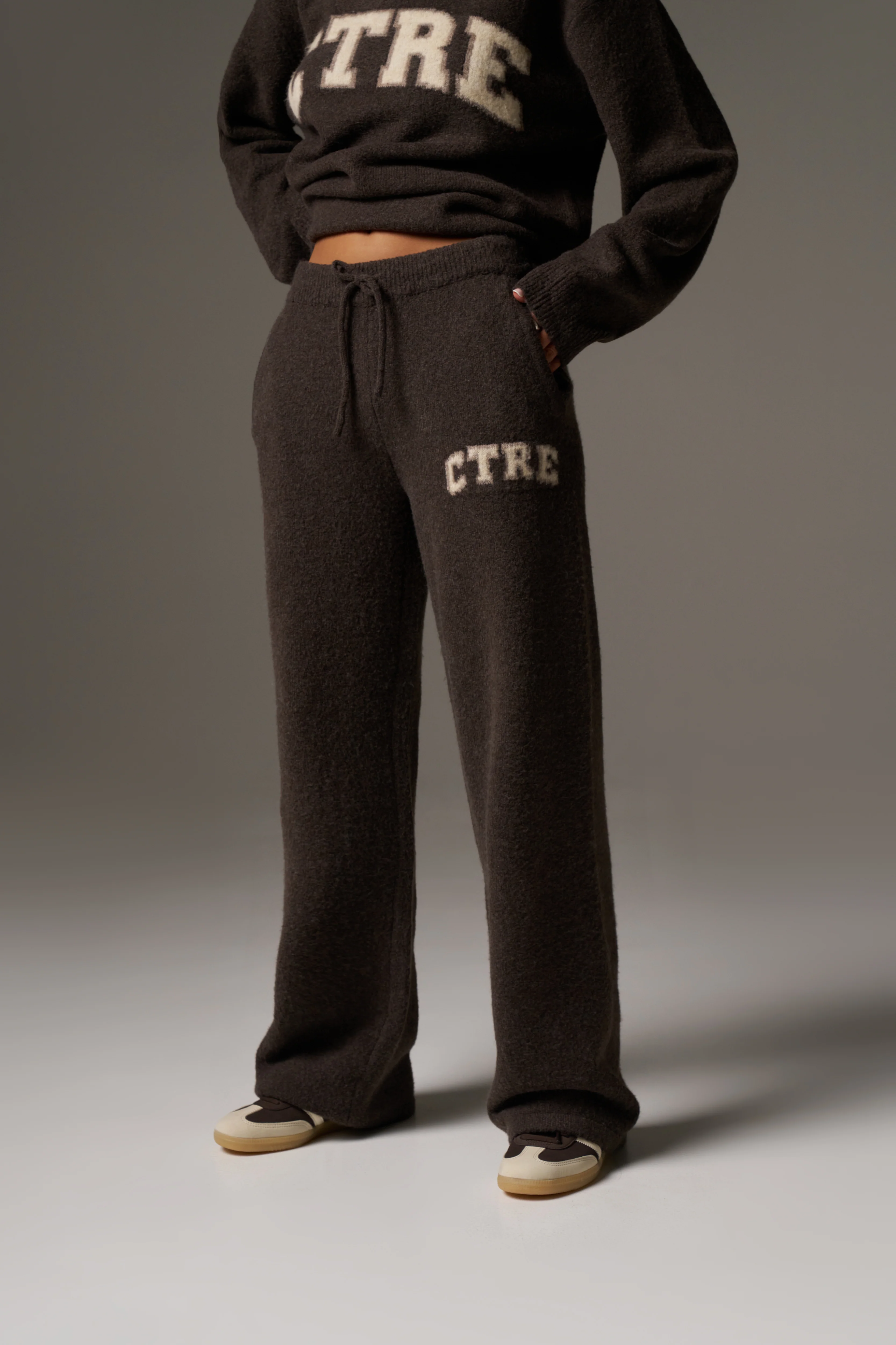 CTRE KNITTED JOGGERS - BROWN - Image 2