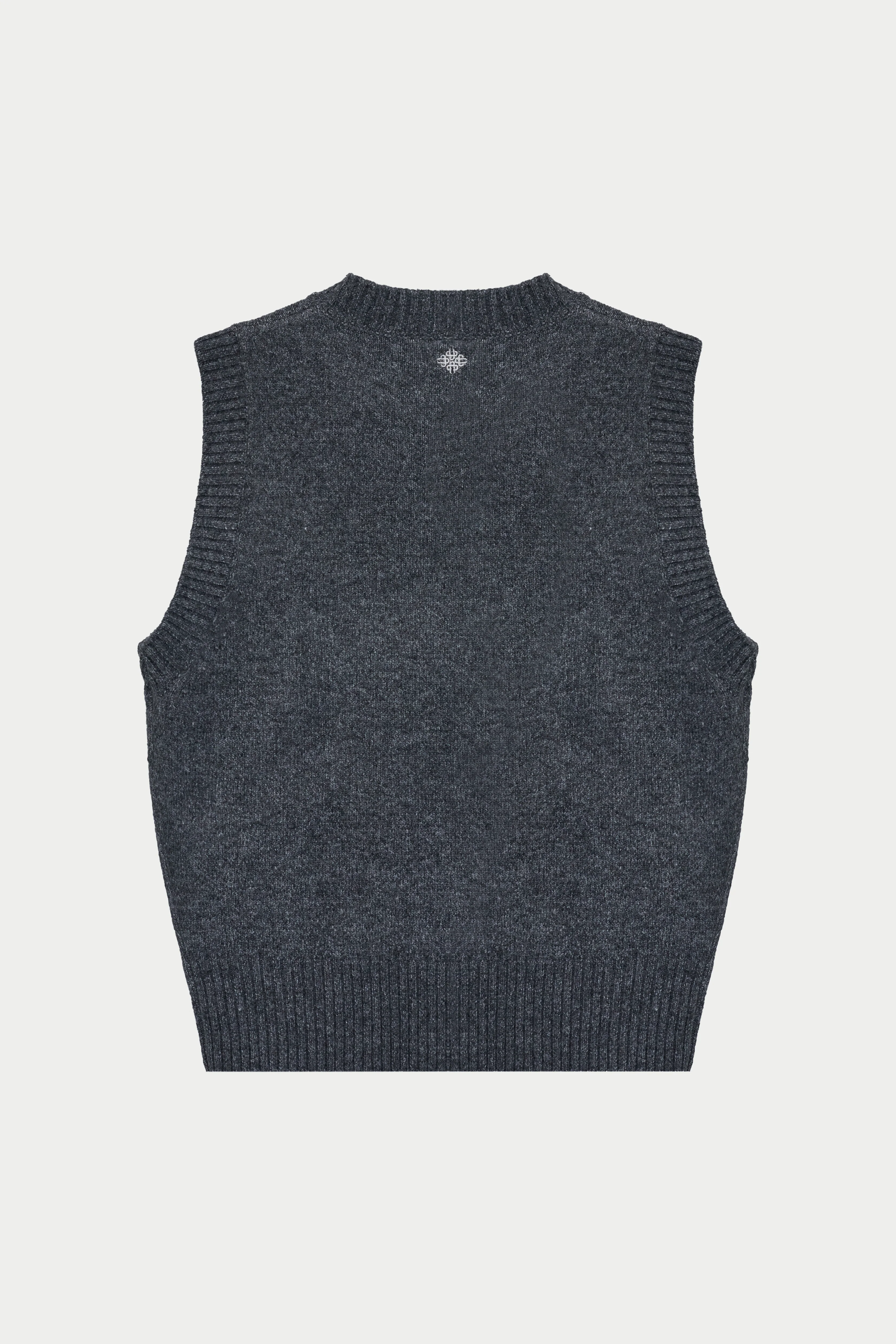 CTRE KNITTED VEST - GREY - Image 12