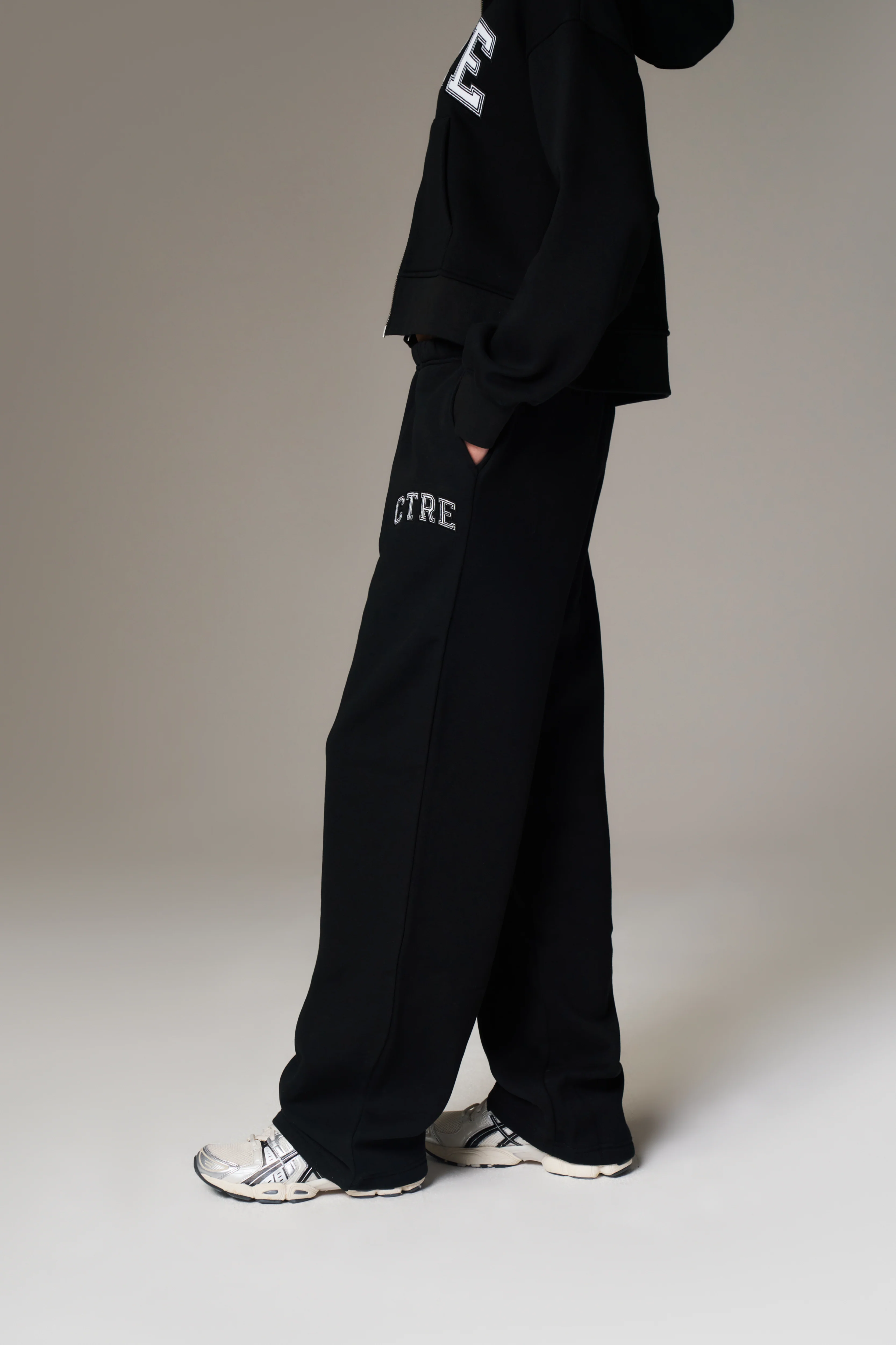 CTRE WIDE LEG JOGGERS - BLACK - Image 2
