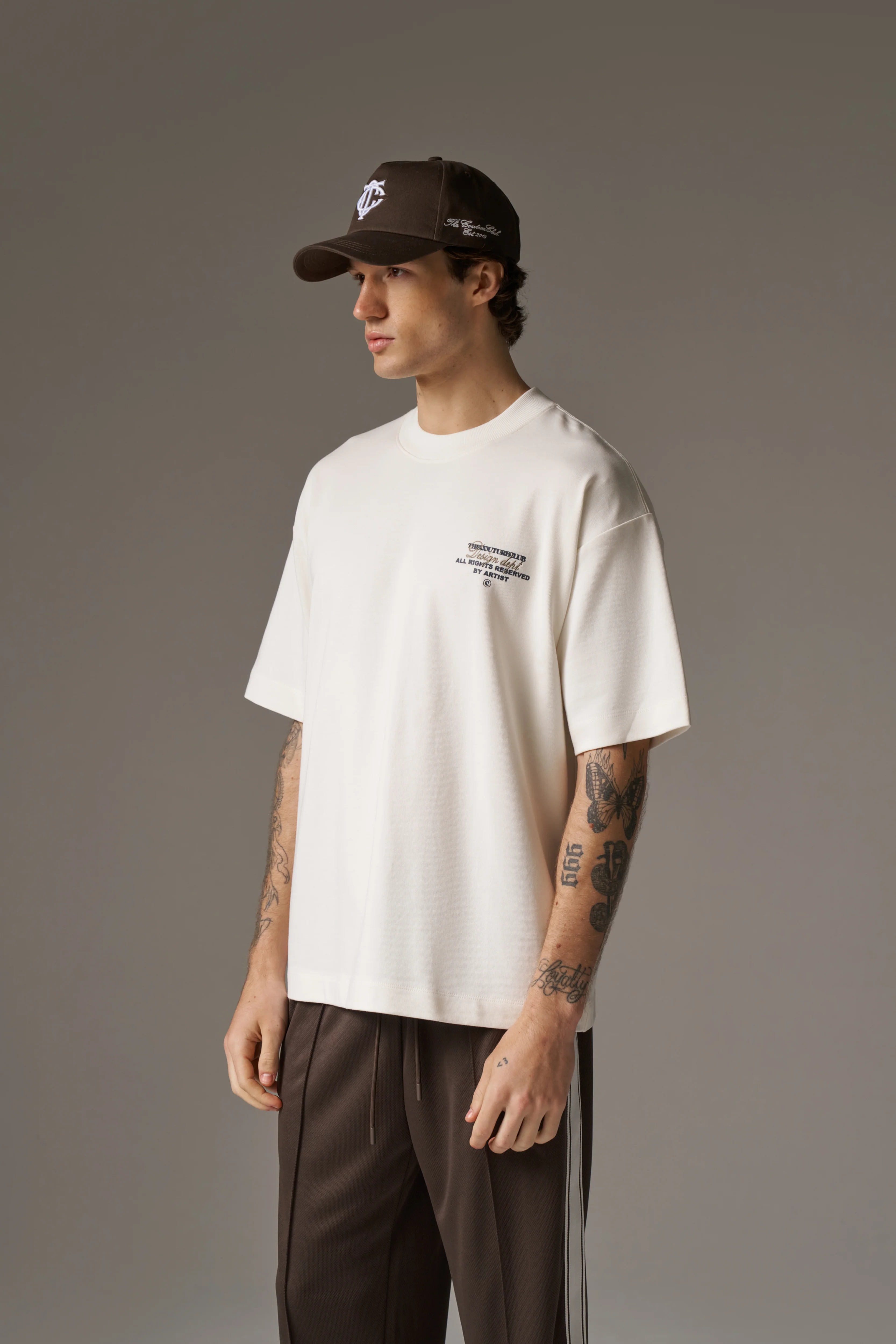 DESIGN DEPARTMENT CHEST PRINT T-SHIRT - OFF WHITE - Image 4