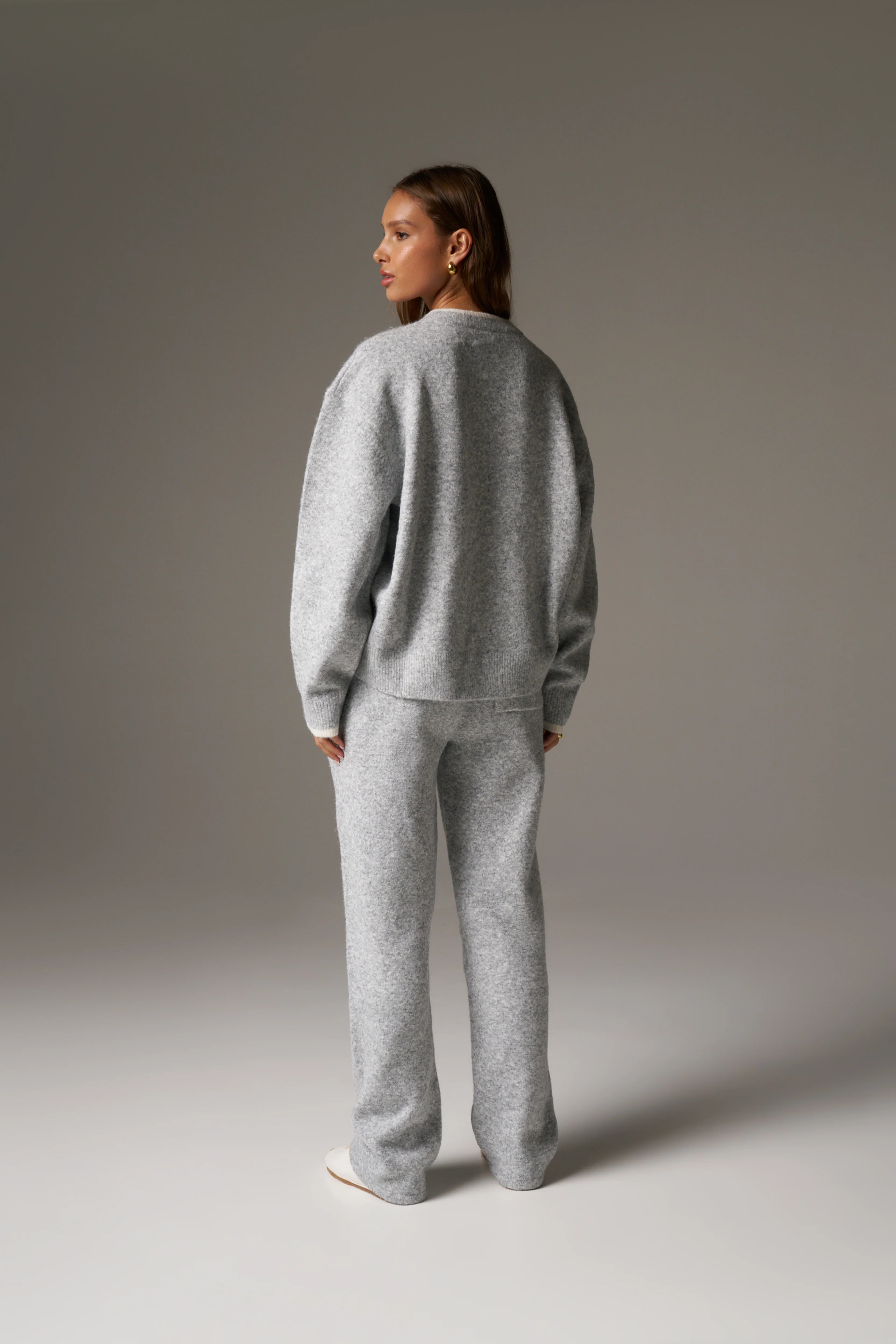 MONOGRAM KNITTED CREW - GREY - Image 6