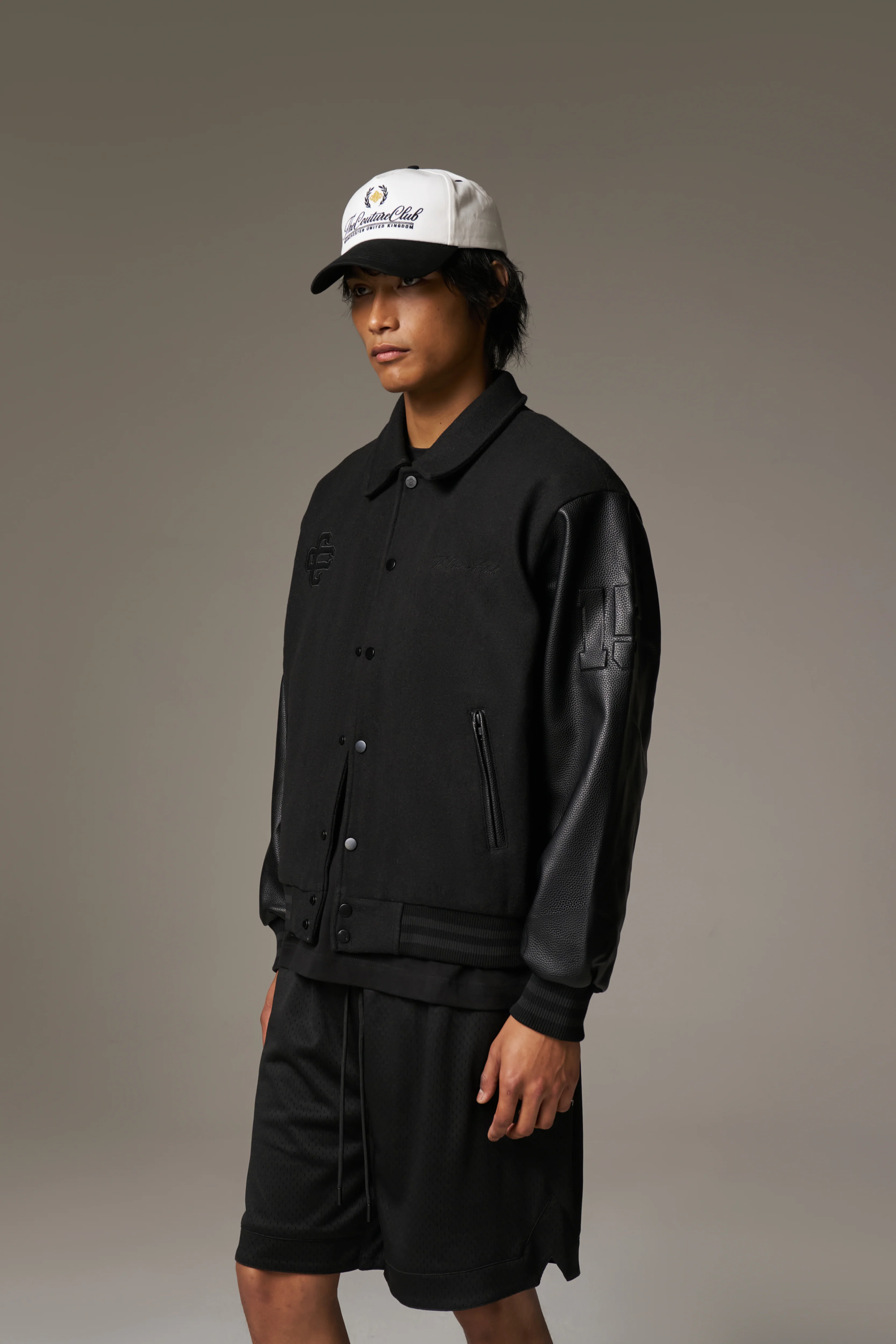 EMBLEM CHENILLE VARSITY JACKET - BLACK - Image 9