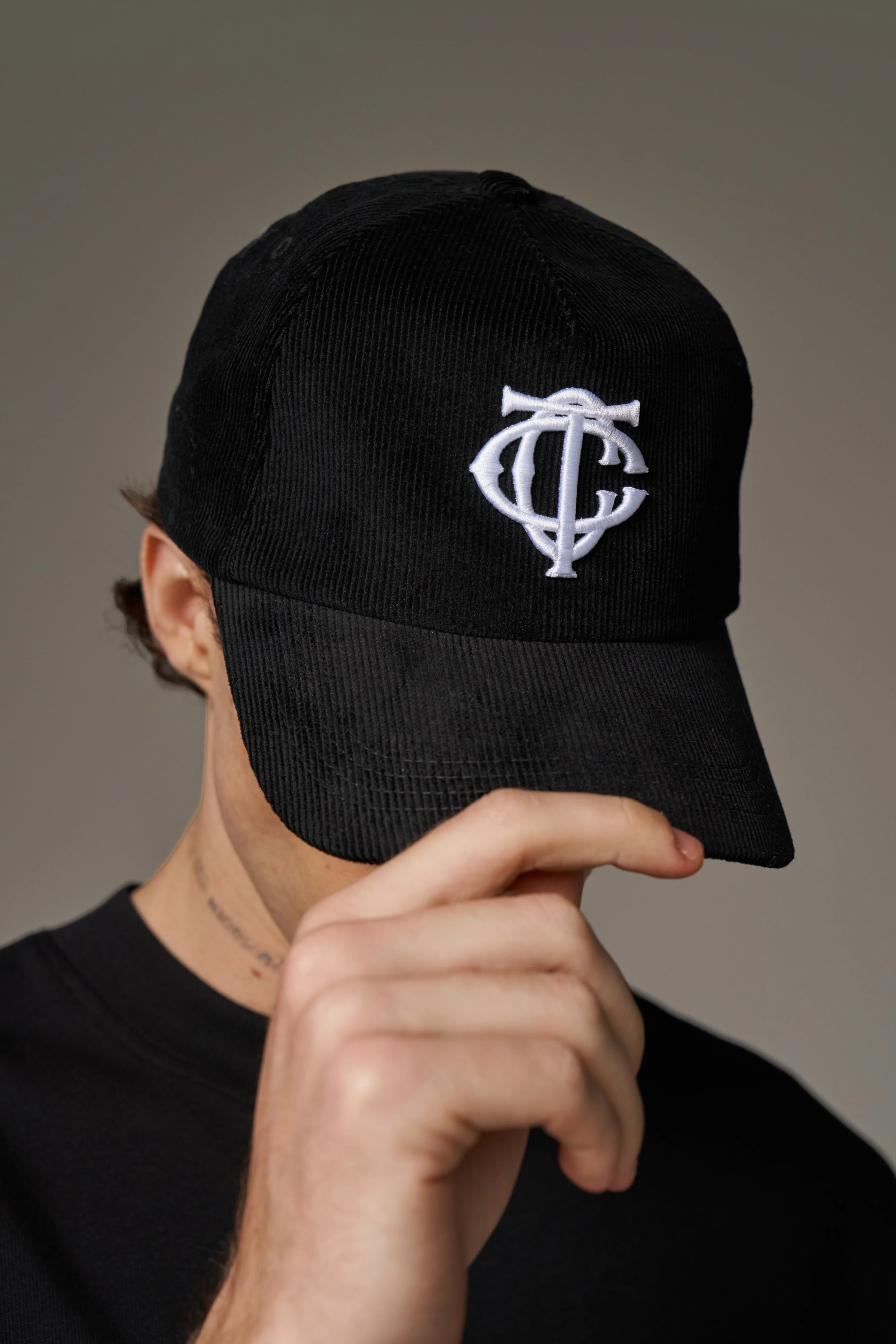 MONOGRAM CORD CAP - BLACK - Image 8