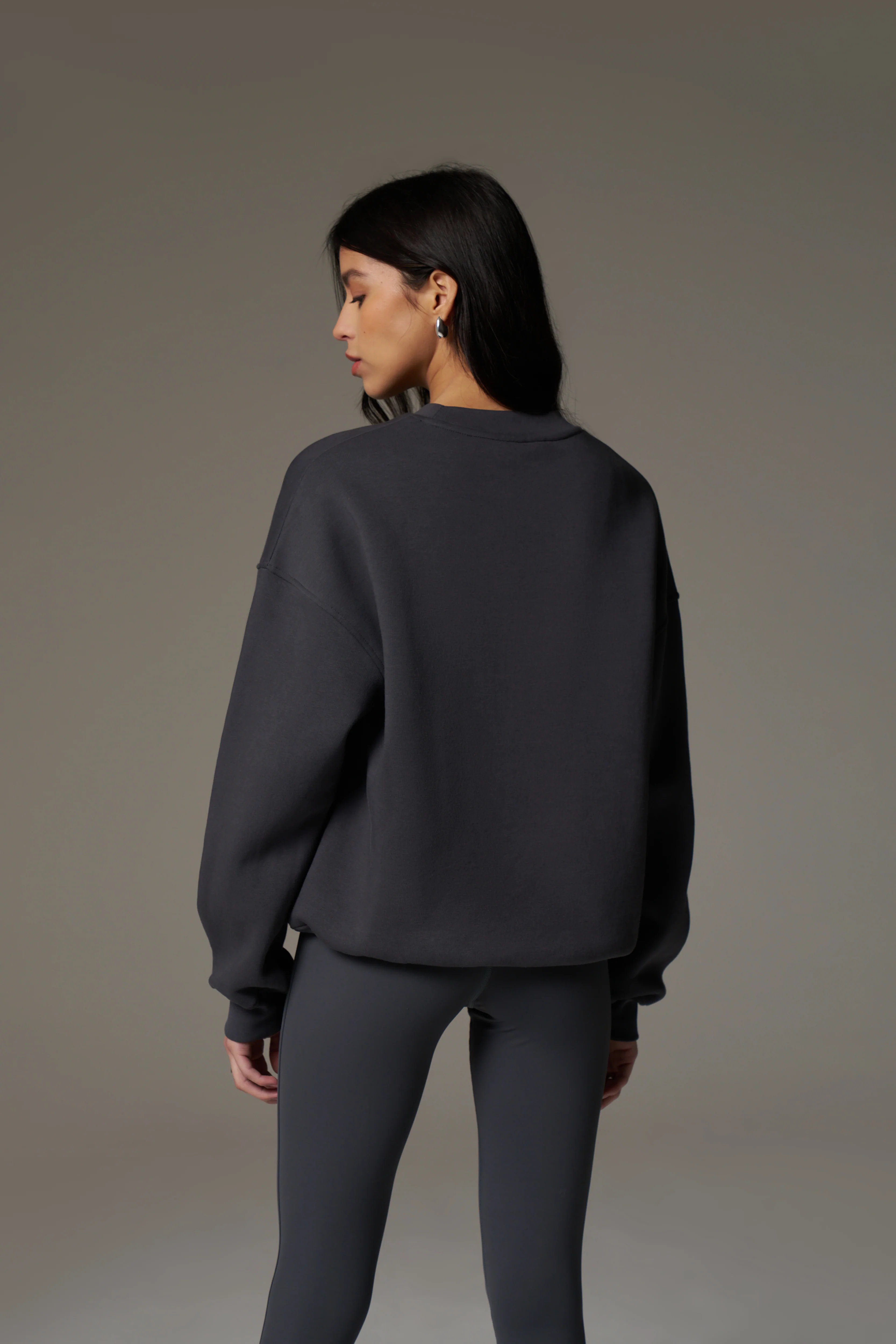 EMBLEM EMBROIDERED SWEATSHIRT - CHARCOAL - Image 5