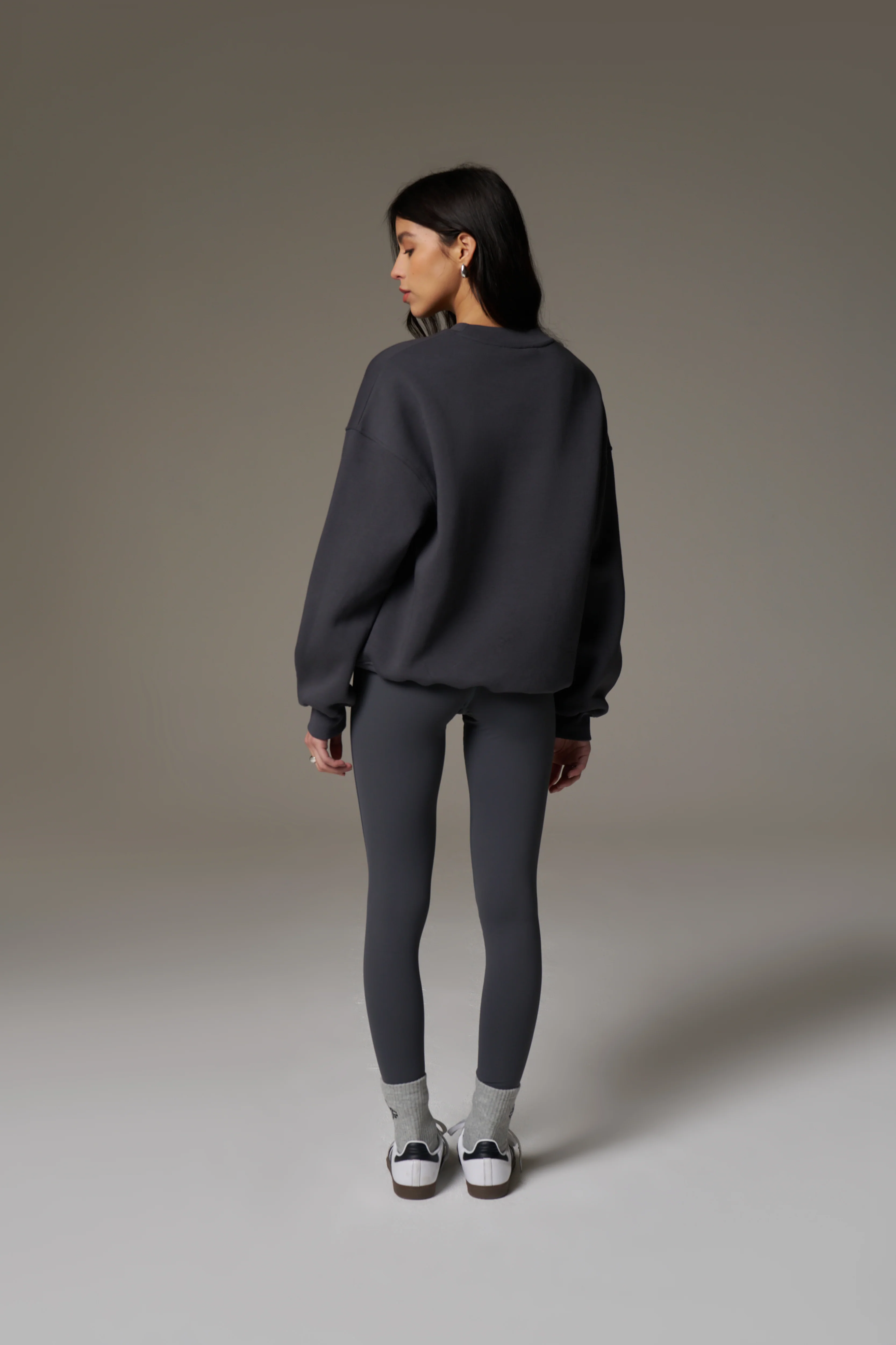 EMBLEM EMBROIDERED SWEATSHIRT - CHARCOAL - Image 6