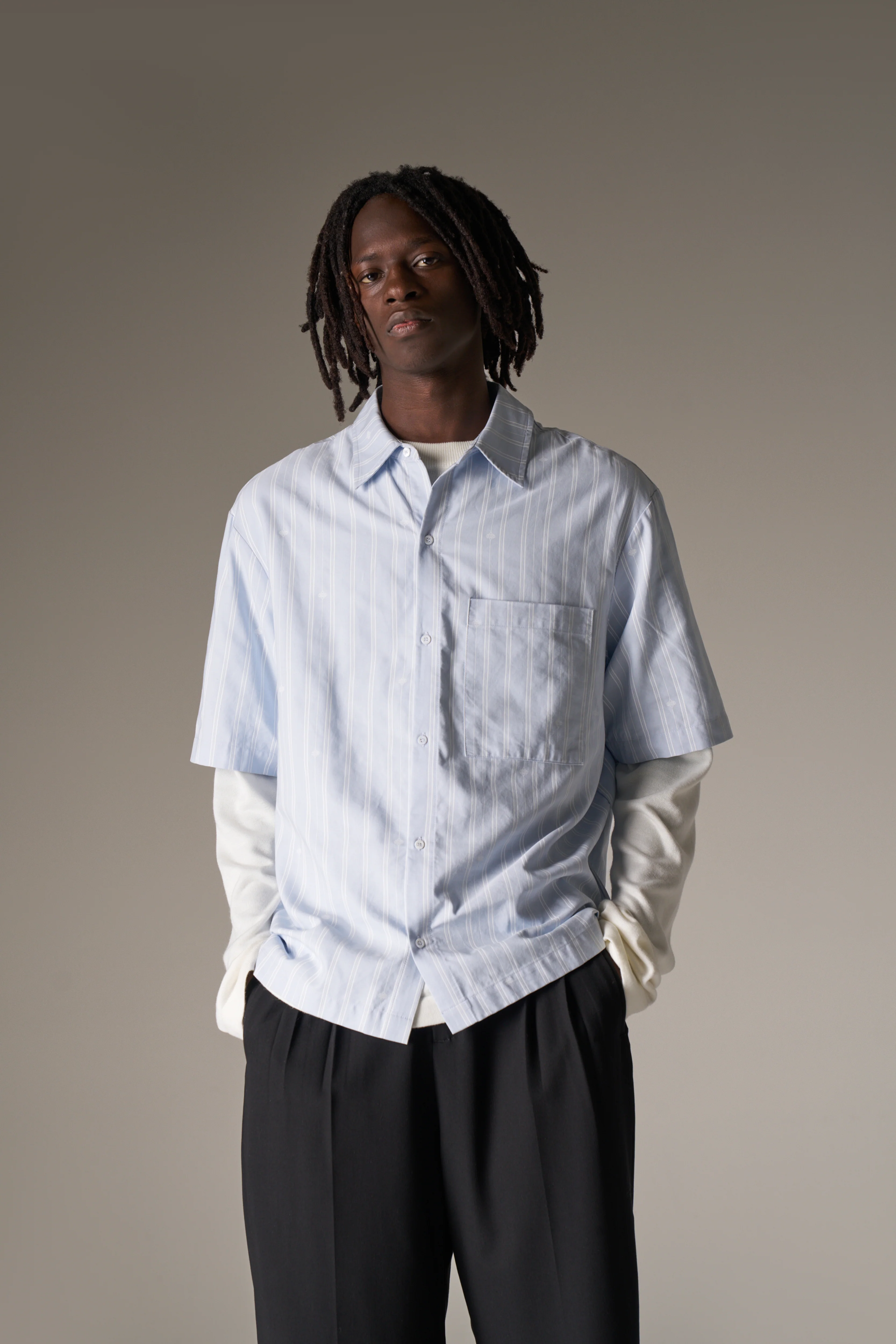 EMBLEM STRIPE SHIRT - BLUE - Image 3