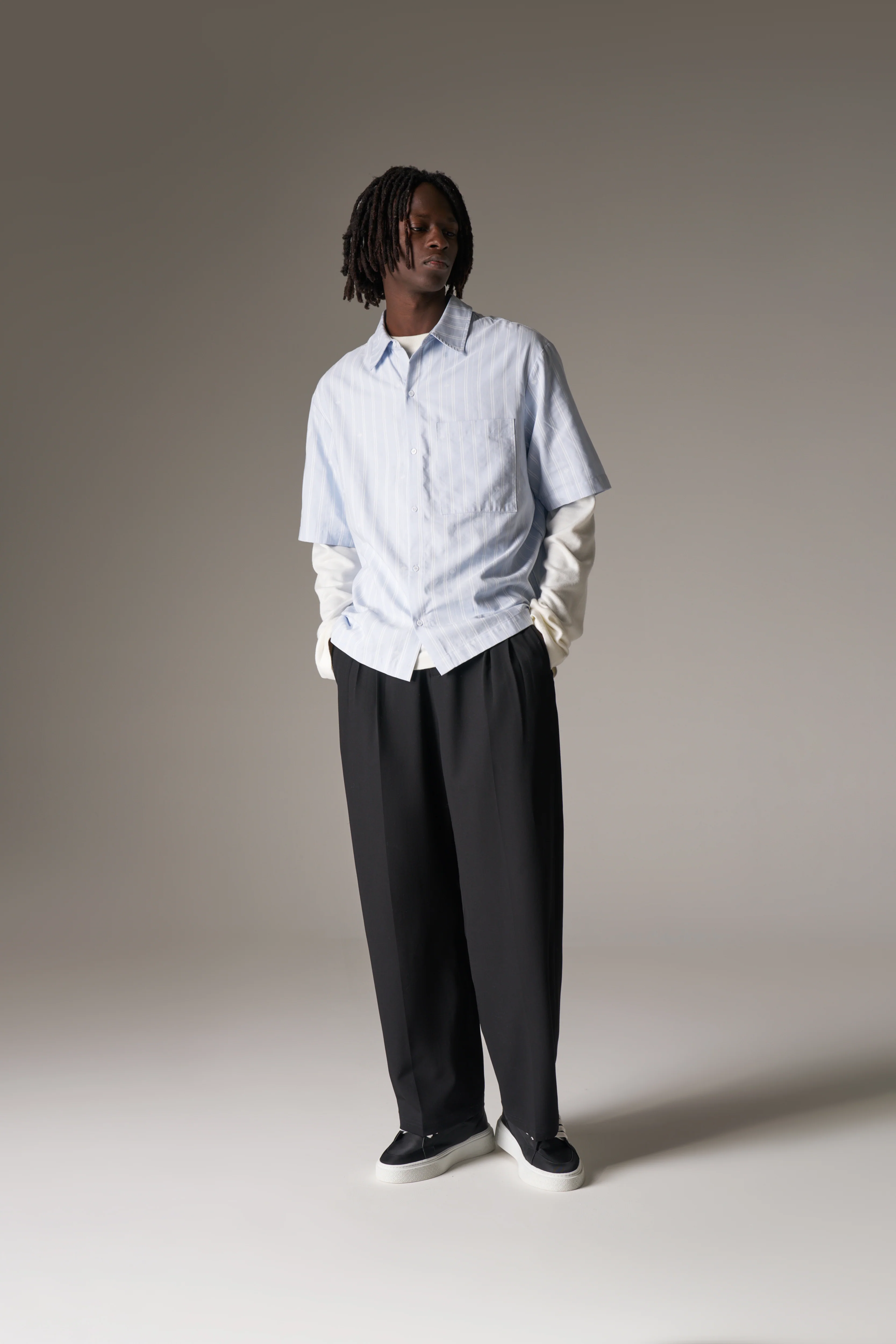 EMBLEM STRIPE SHIRT - BLUE - Image 4