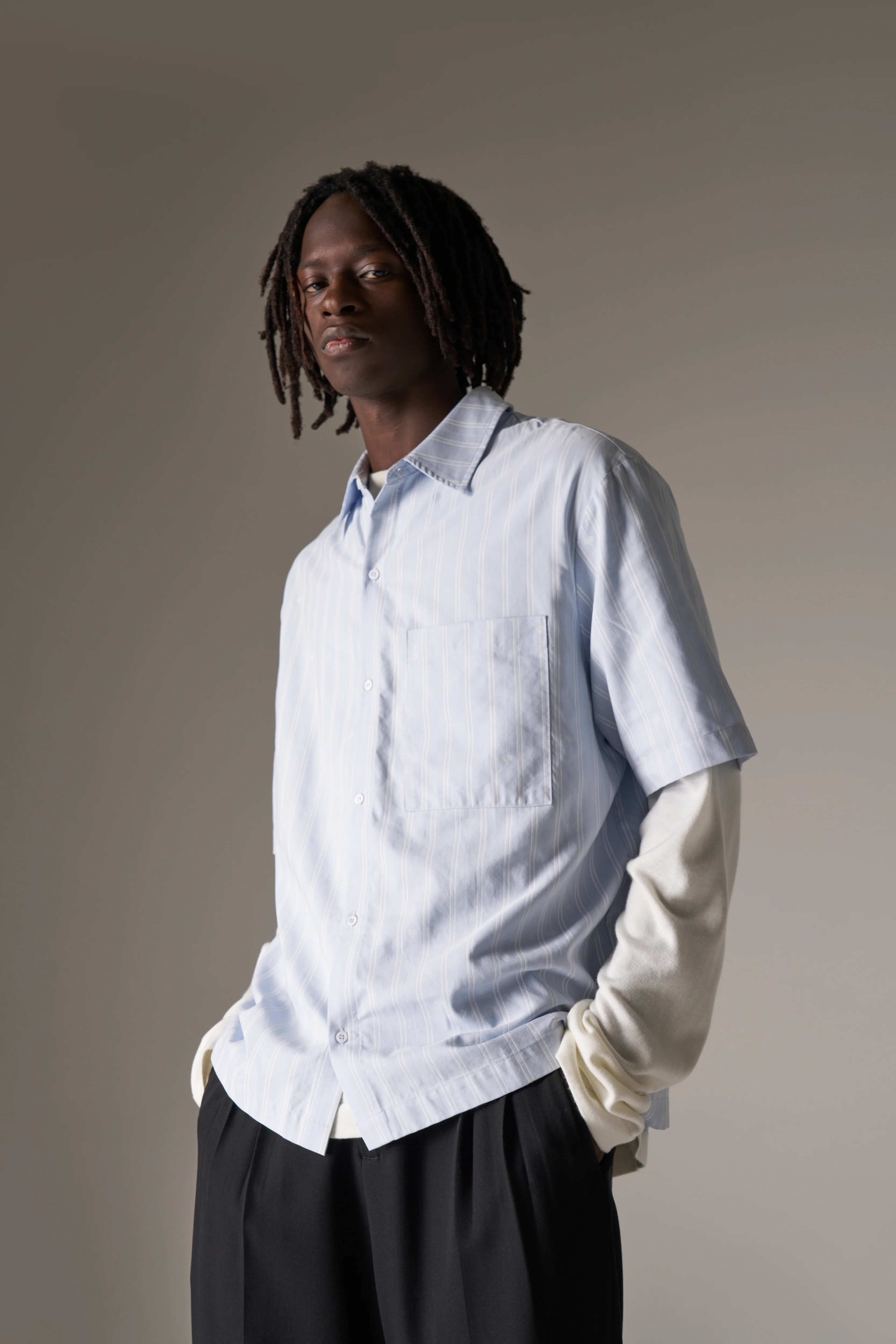 EMBLEM STRIPE SHIRT - BLUE - Image 5