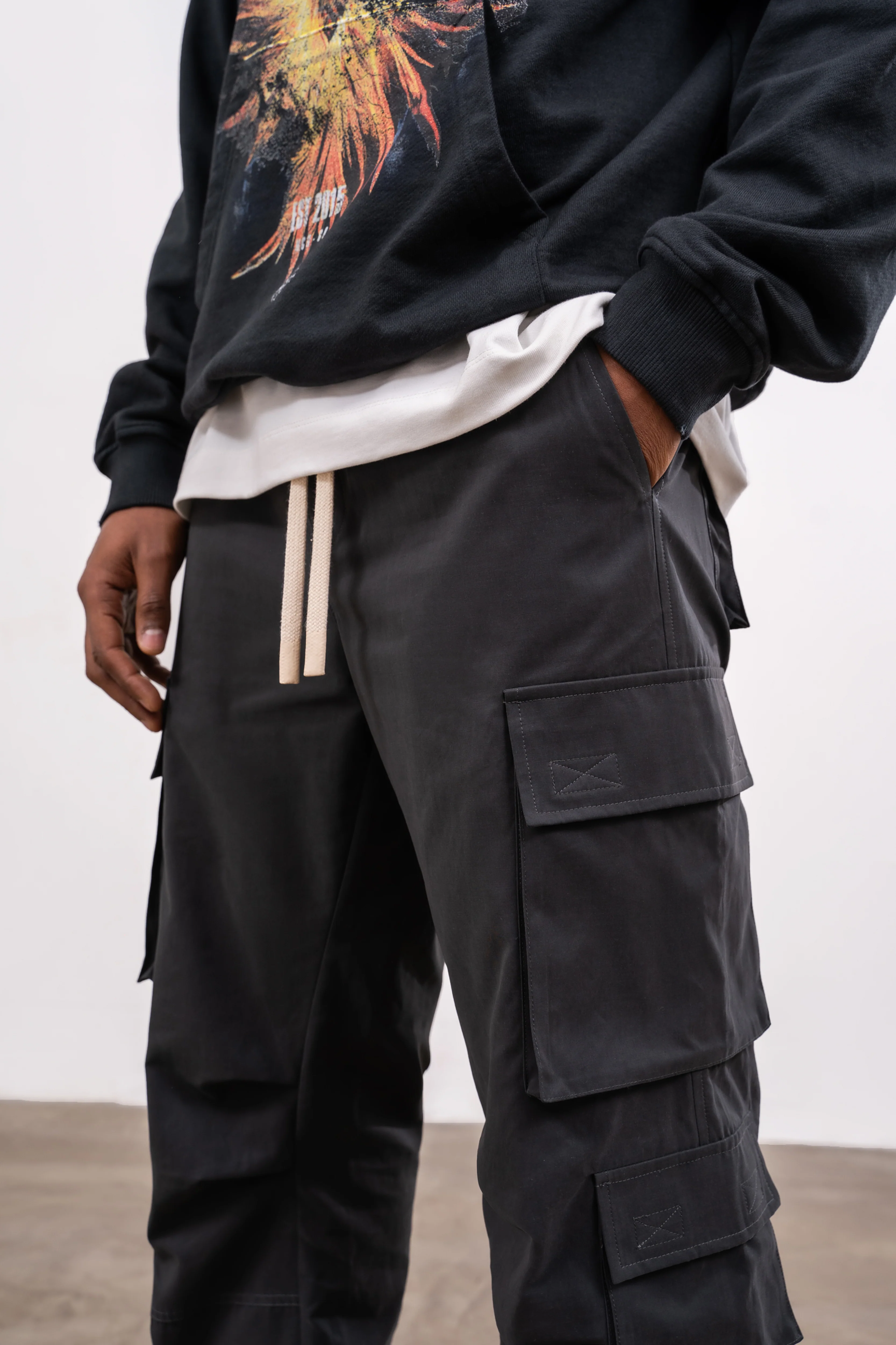 ESSENTIALS CARGO PANT - CHARCOAL - Image 4