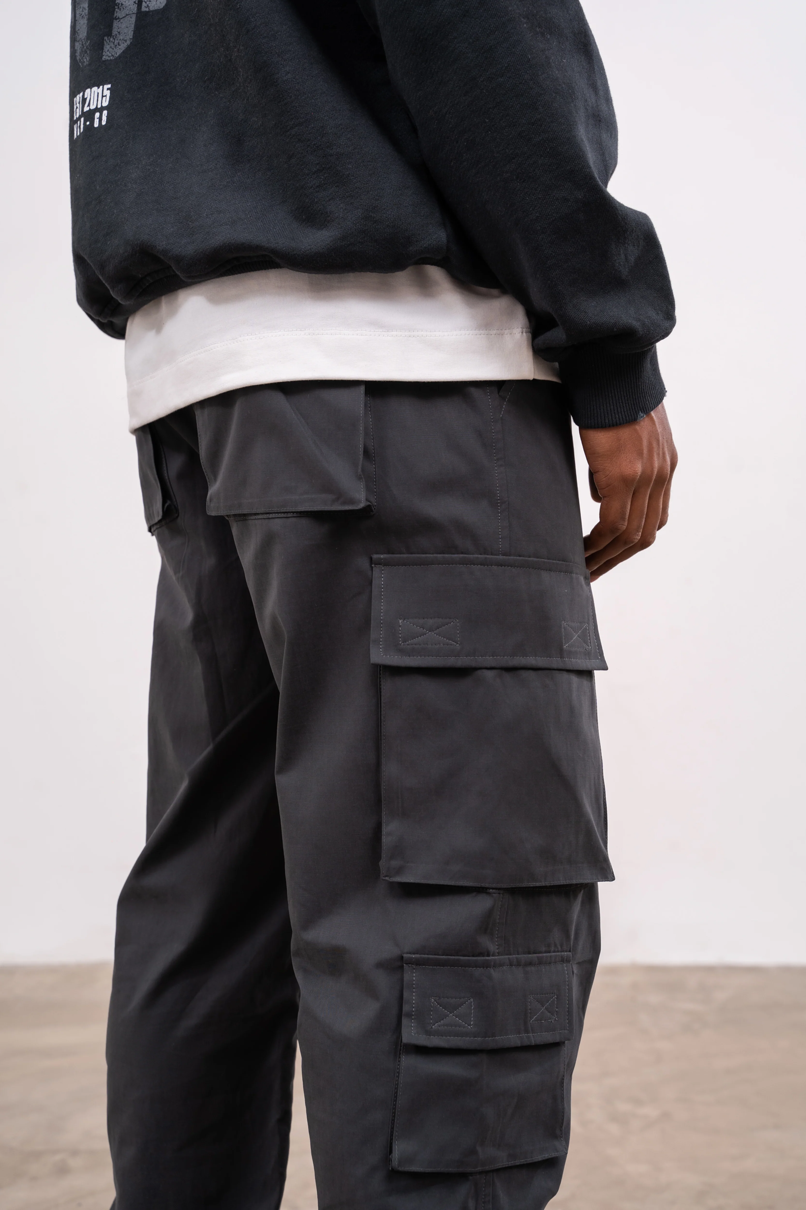 ESSENTIALS CARGO PANT - CHARCOAL - Image 5