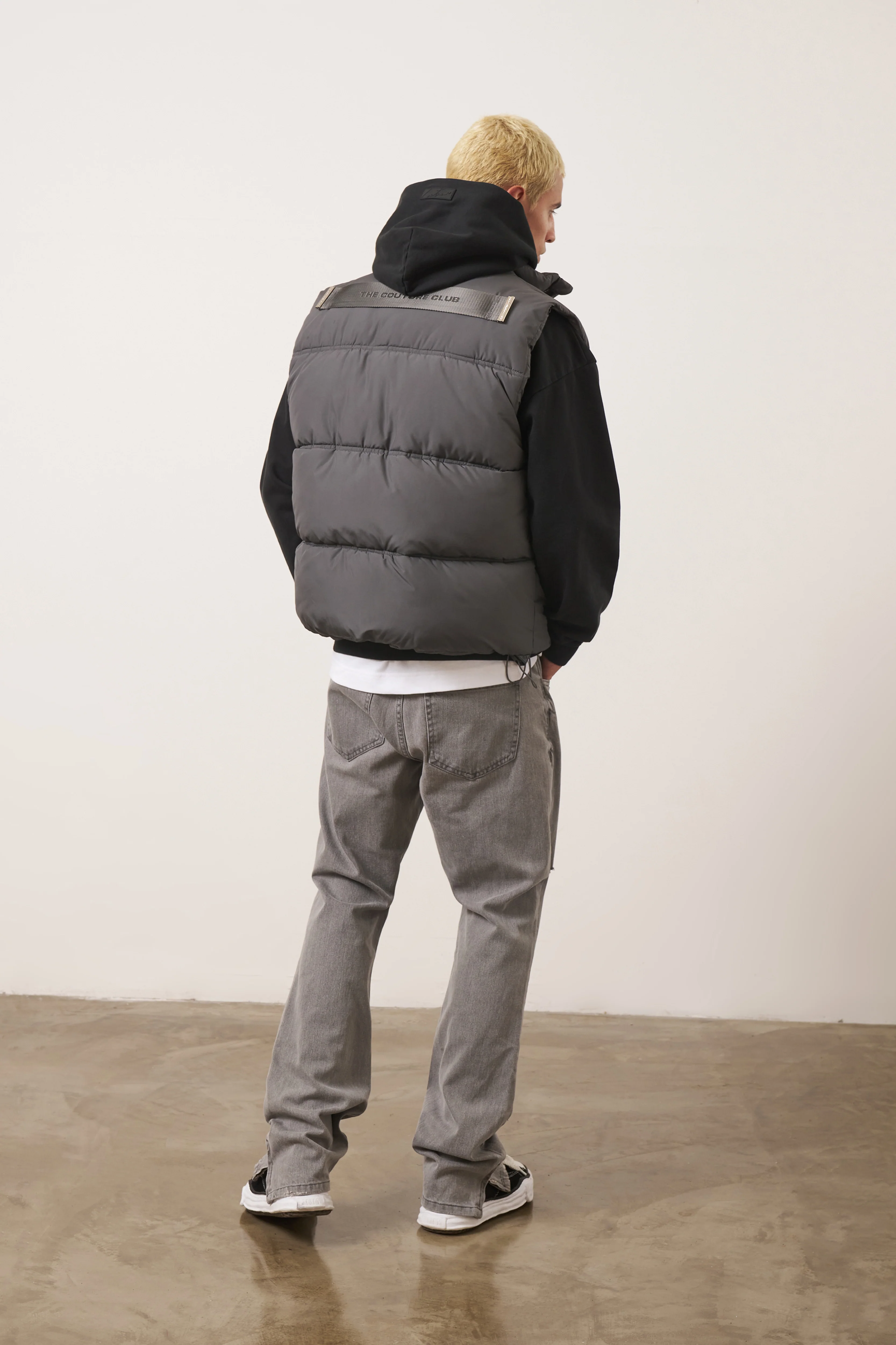 ESSENTIALS MATTE GILET - CHARCOAL - Image 7