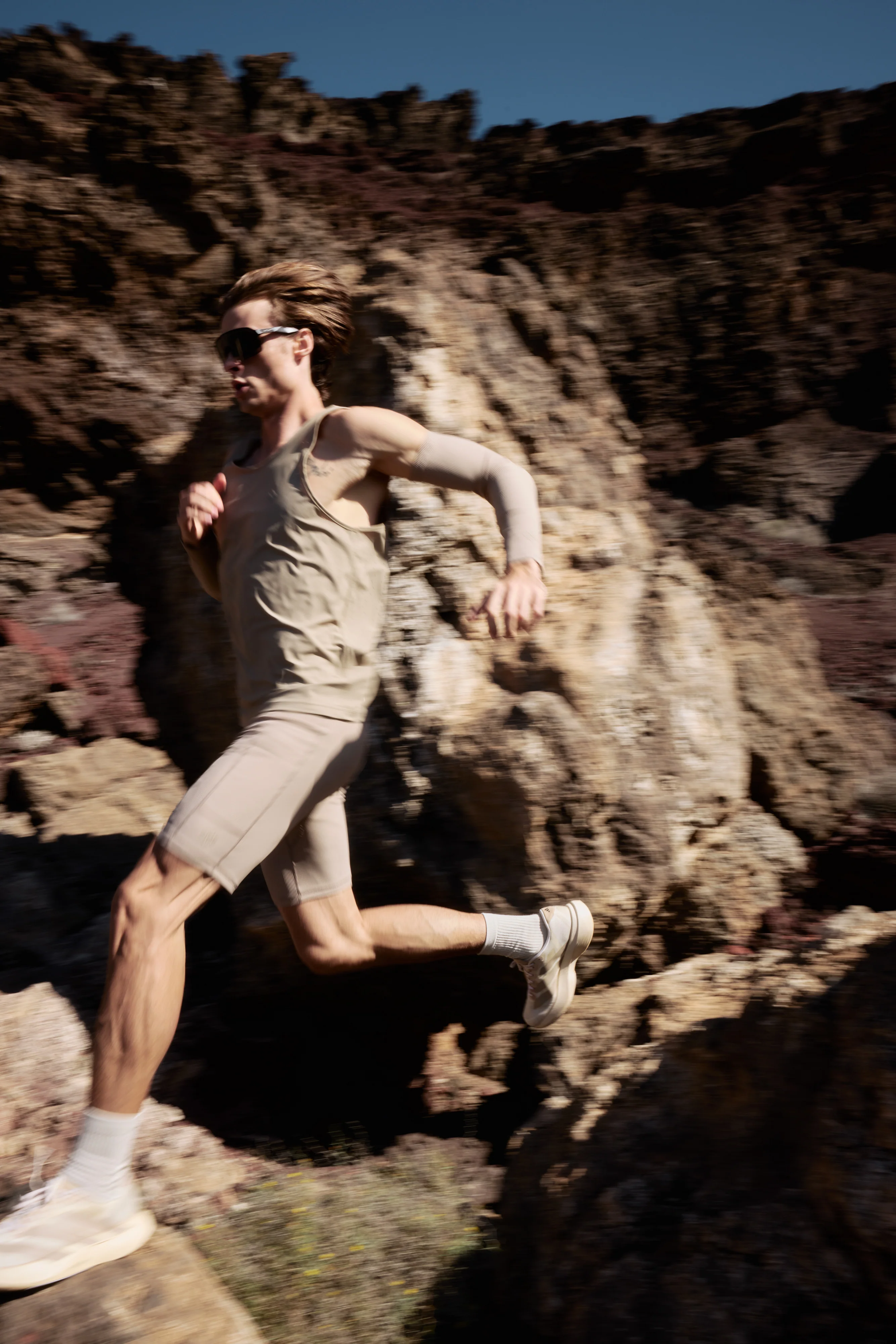 HALF TIGHT - SAND - Image 7