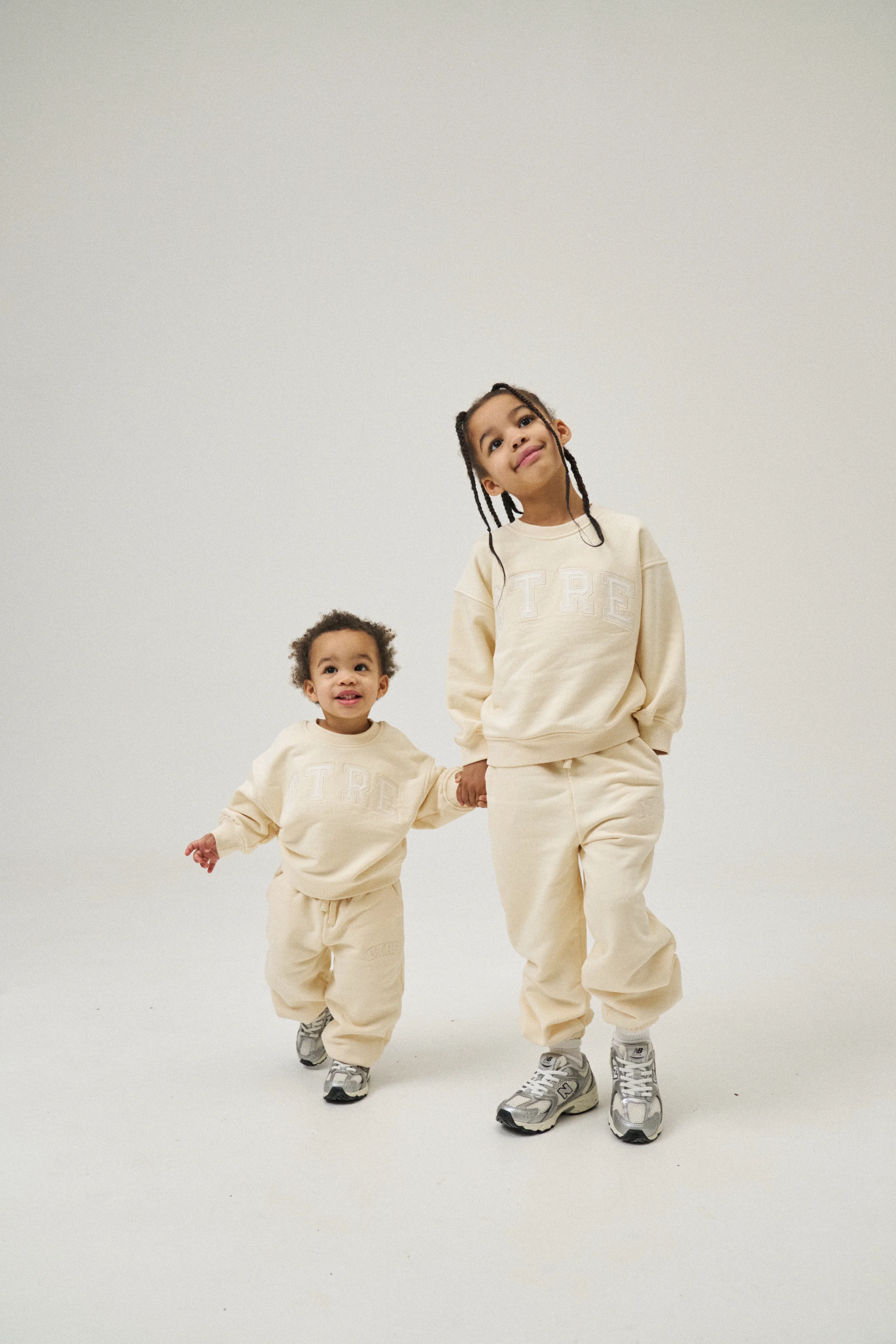 KIDS CTRE JOGGERS - BUTTERMILK - Image 3