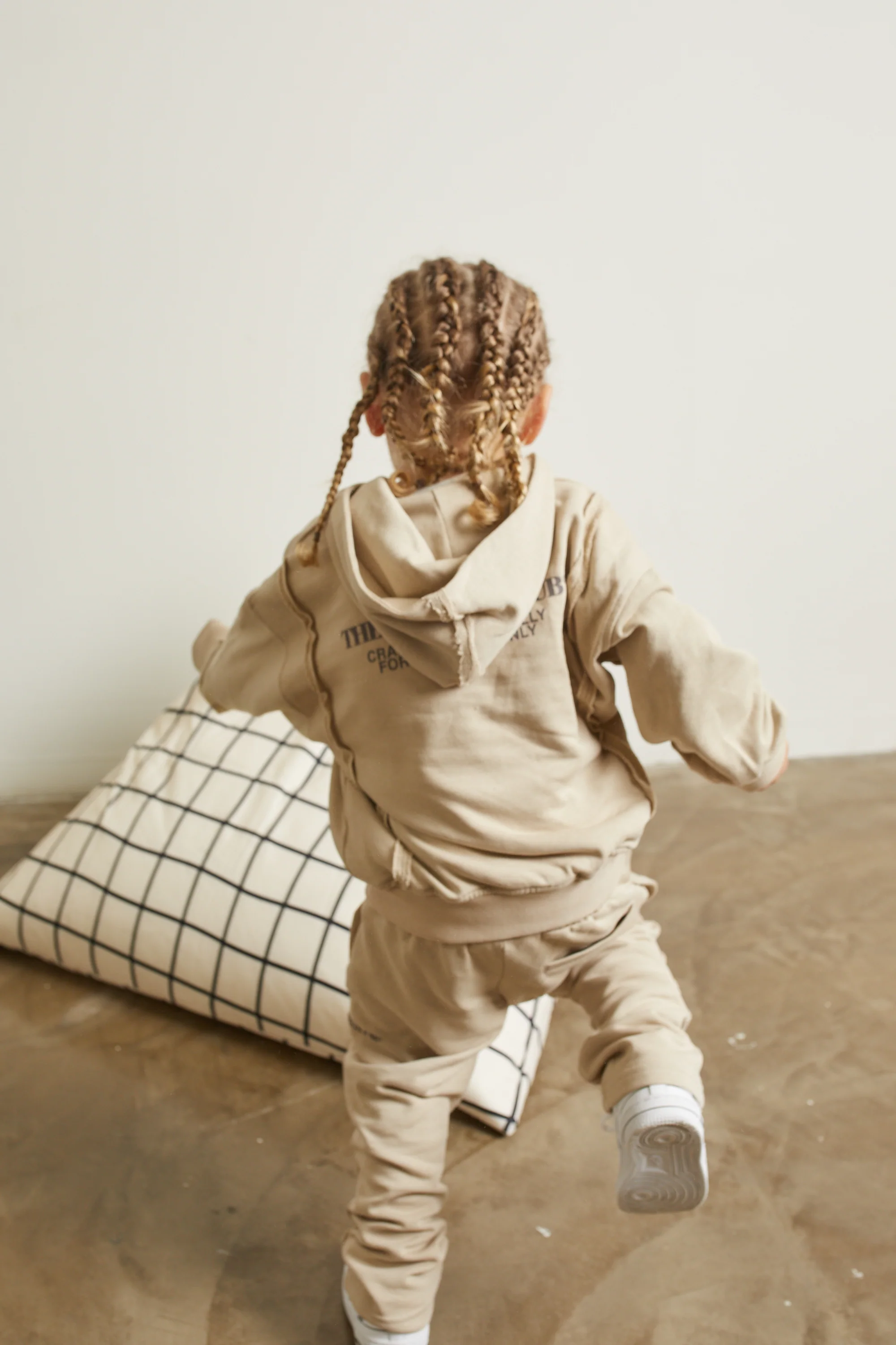 KIDS RAW SEAM MEMBERS ONLY JOGGERS - BEIGE - Image 5