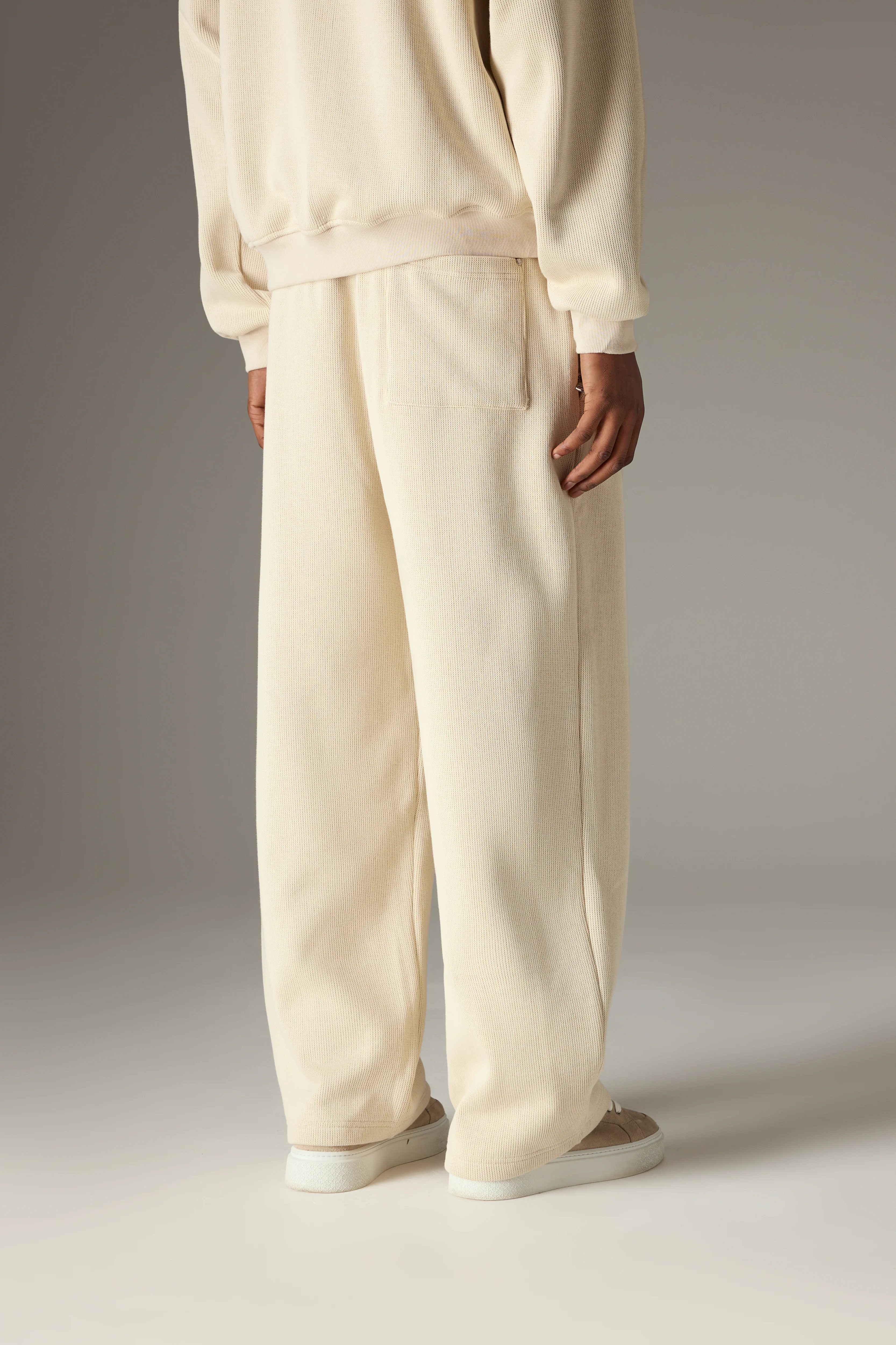 KNIT CONTRAST DRAWCORDS RELAXED JOGGERS - BEIGE - Image 6