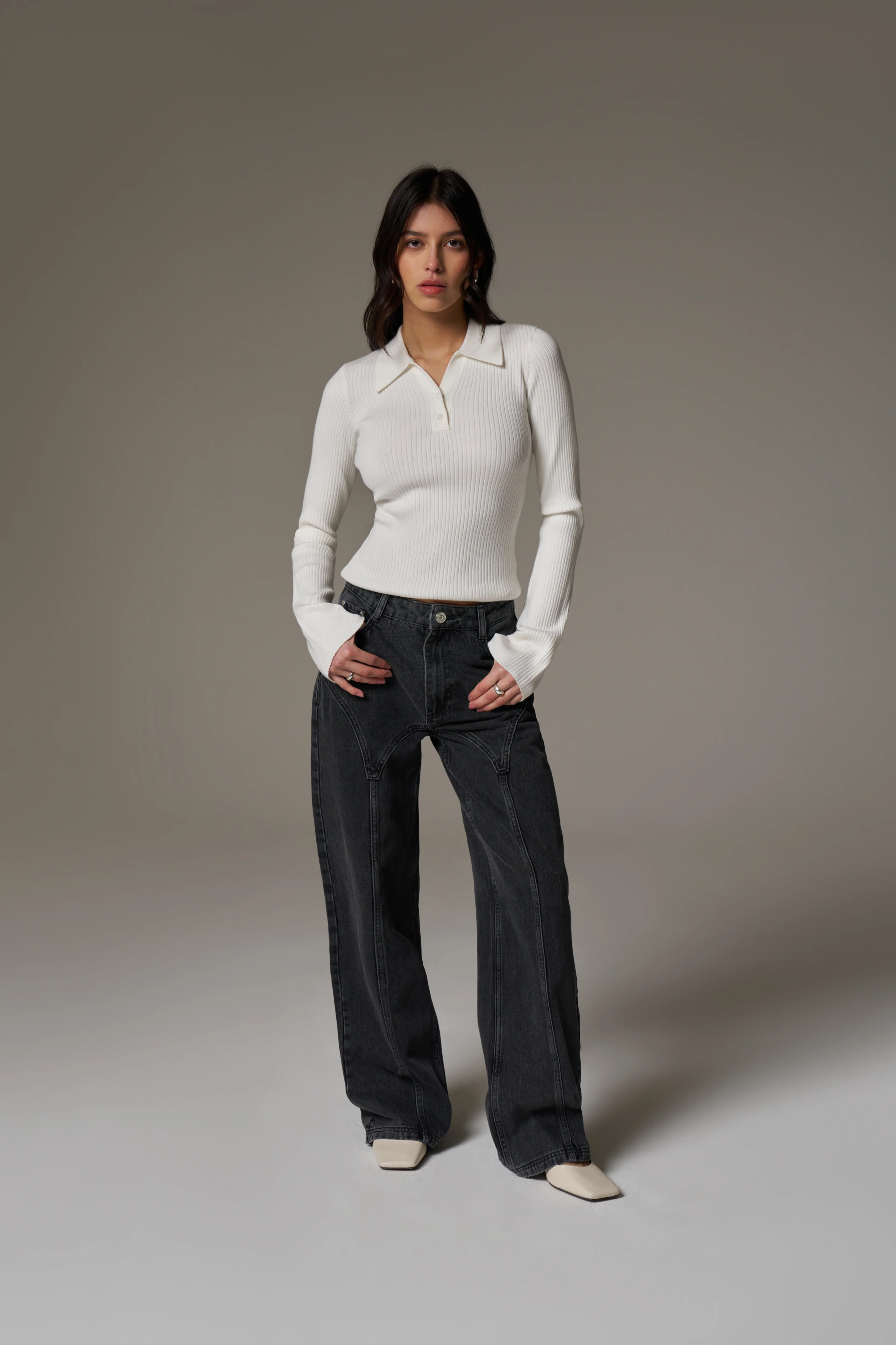 KNITTED RIBBED BUTTON THROUGH TOP - OFF WHITE - Image 8