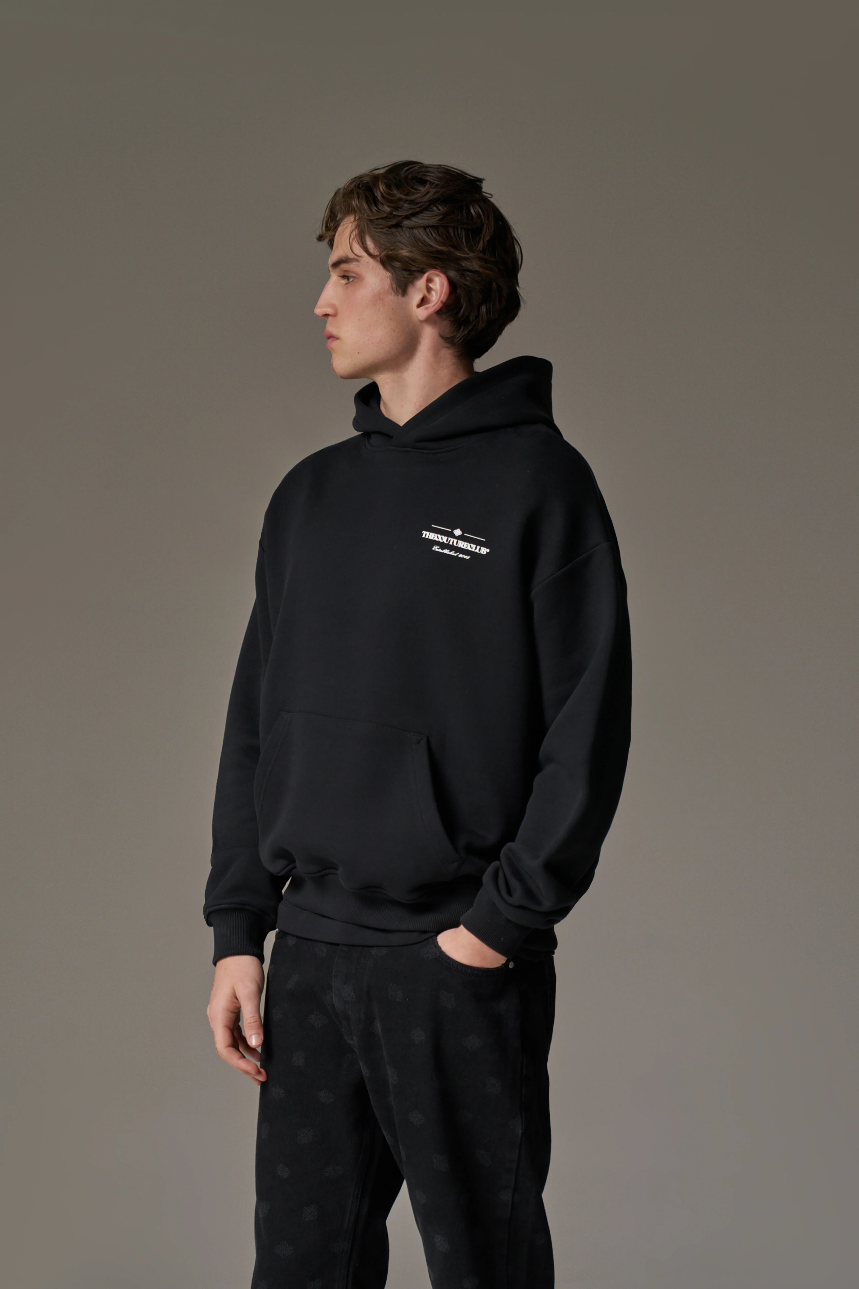 MIXED FONT GRAPHIC HOODIE - BLACK - Image 9