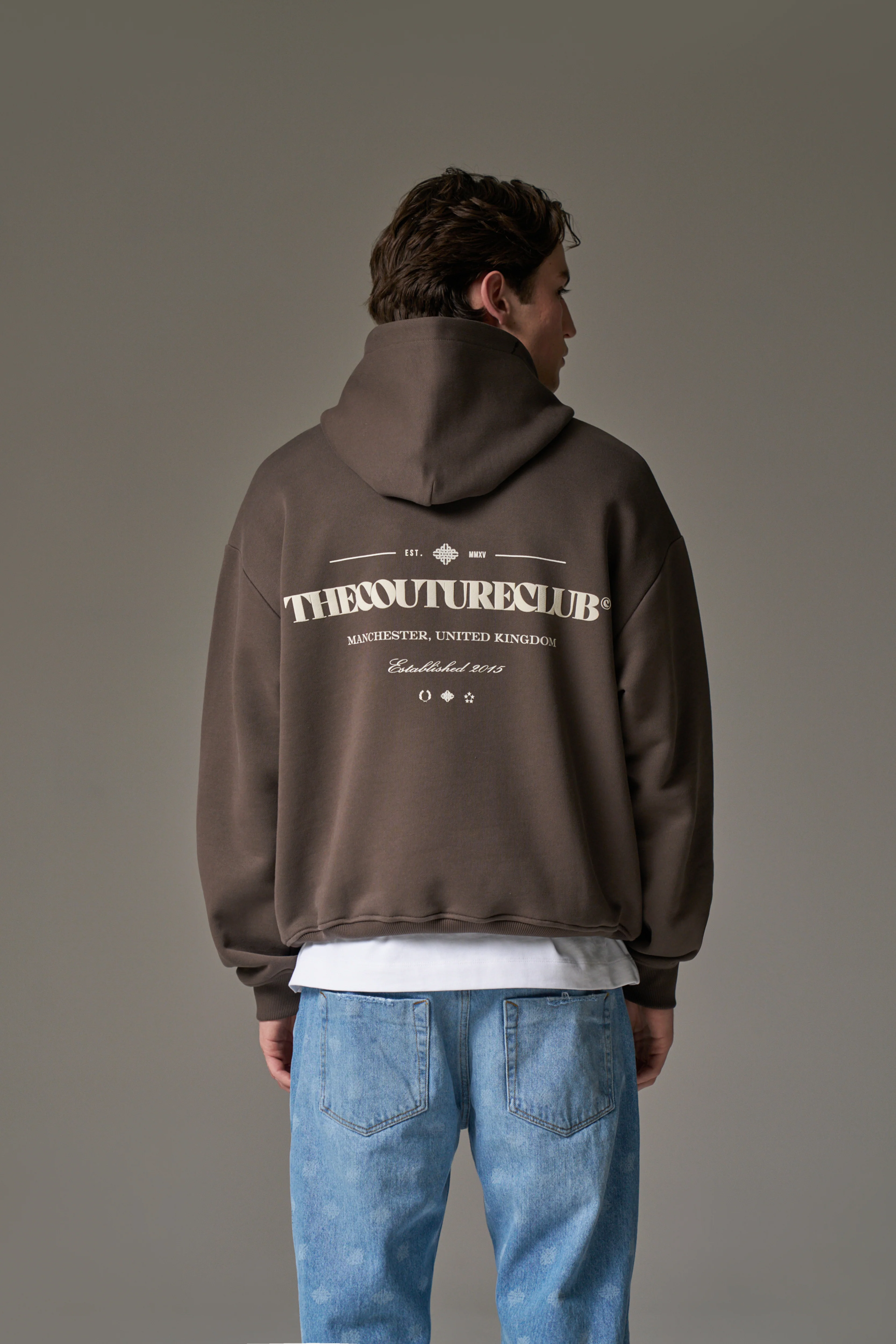 MIXED FONT GRAPHIC HOODIE - BROWN - Image 4