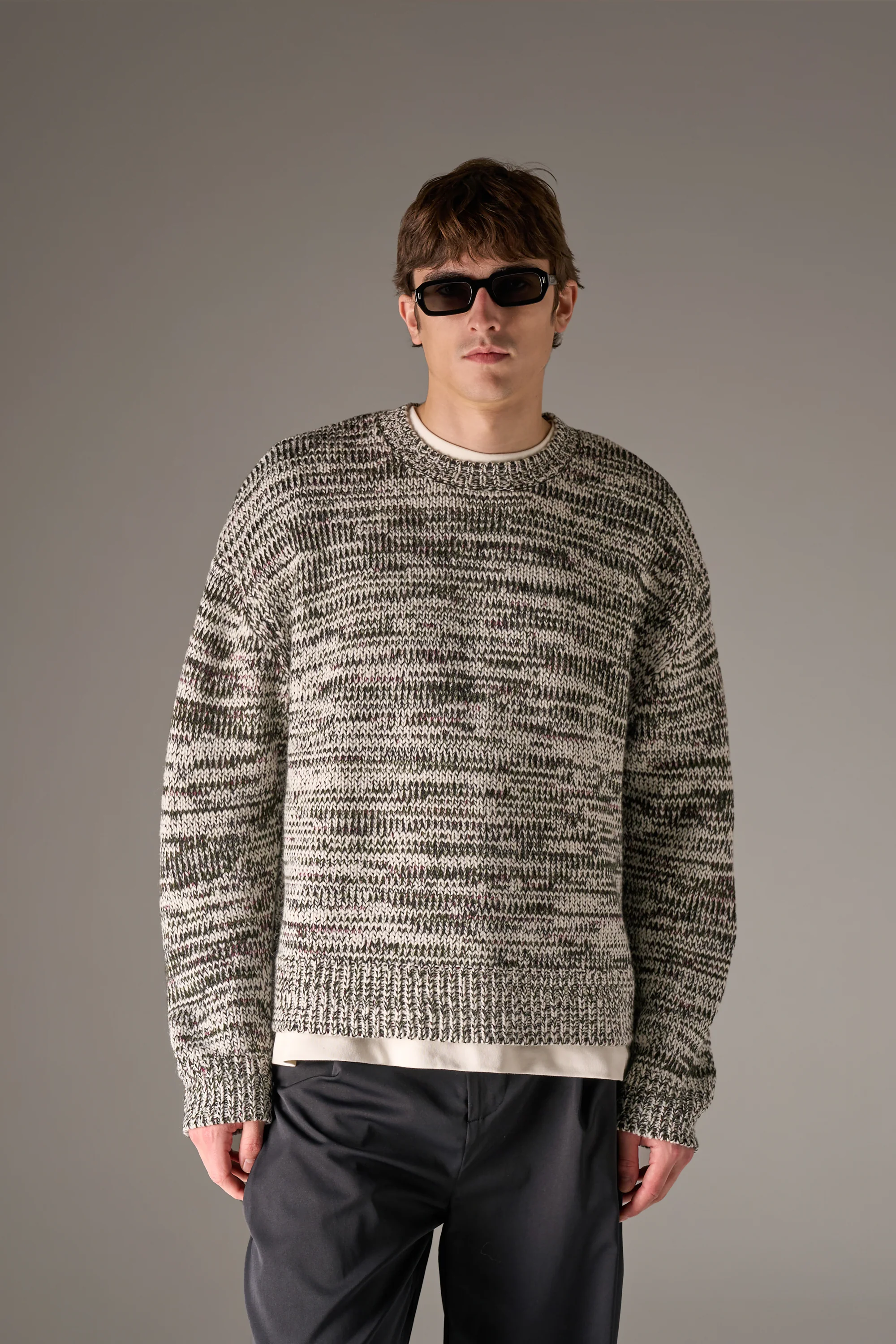 MIXED YARN KNITTED CREW - WHITE/KHAKI - Image 4