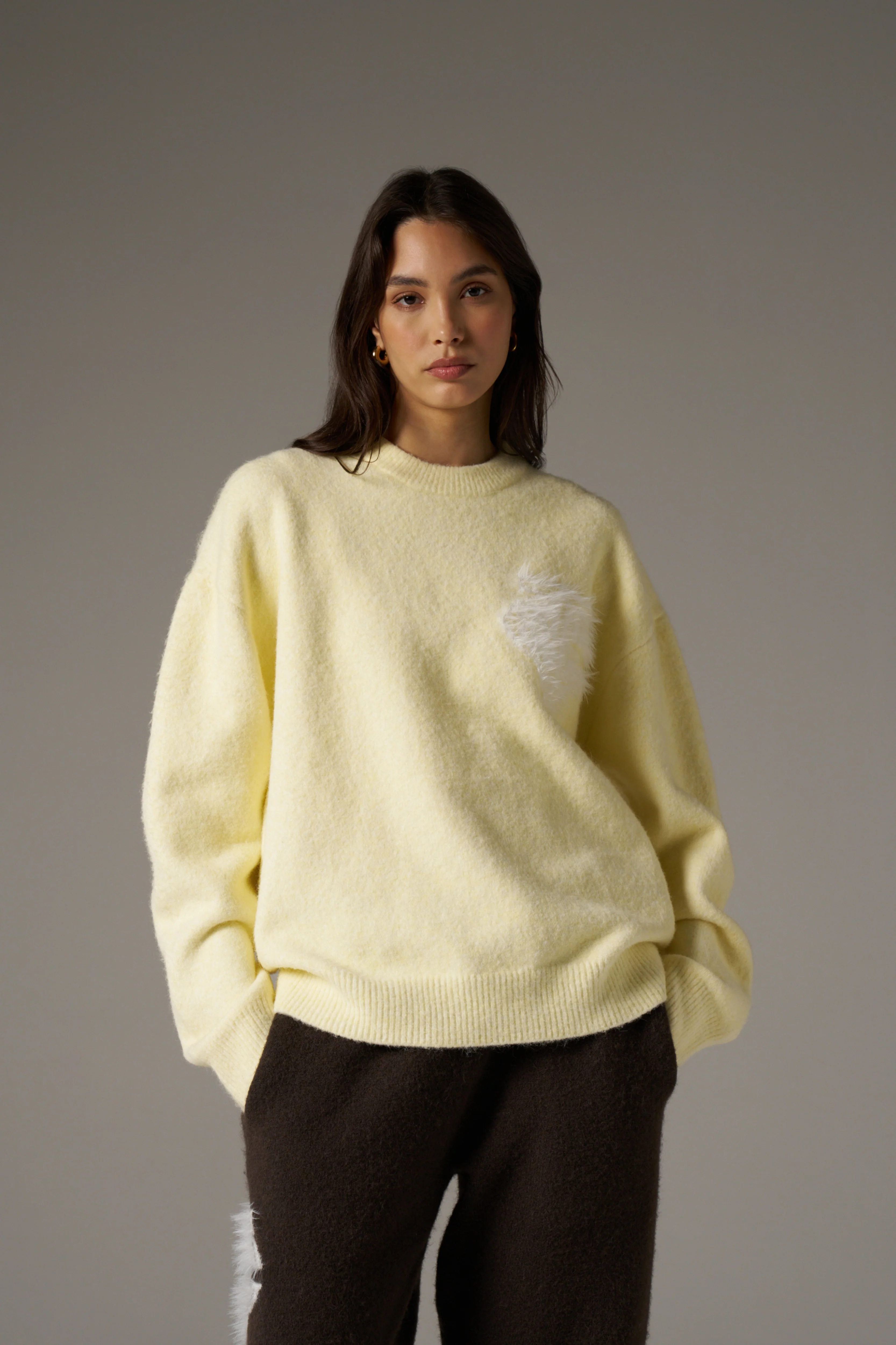 MONOGRAM FLUFFY KNIT CREW - YELLOW - Image 5