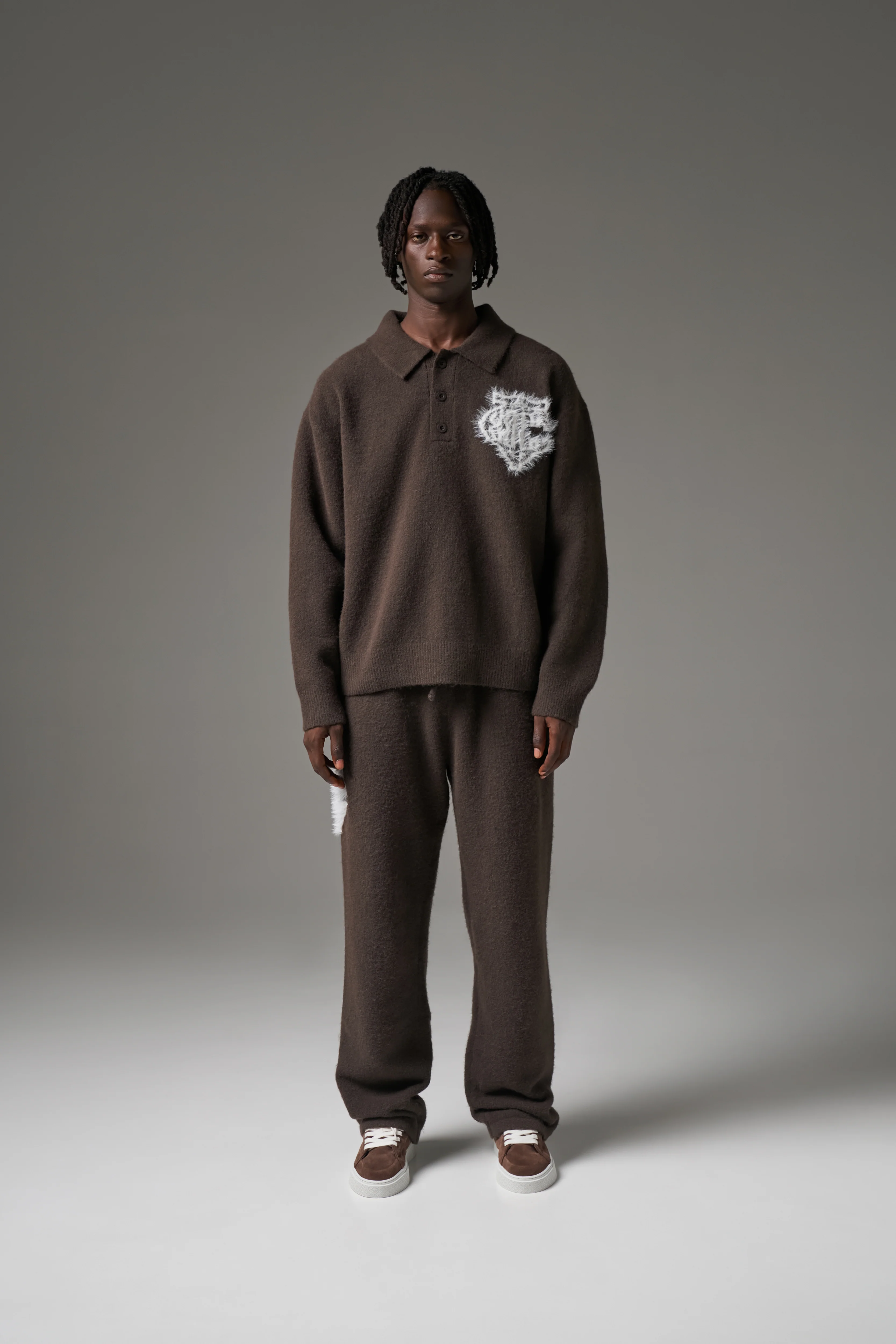 MONOGRAM FLUFFY KNIT POLO - BROWN - Image 4