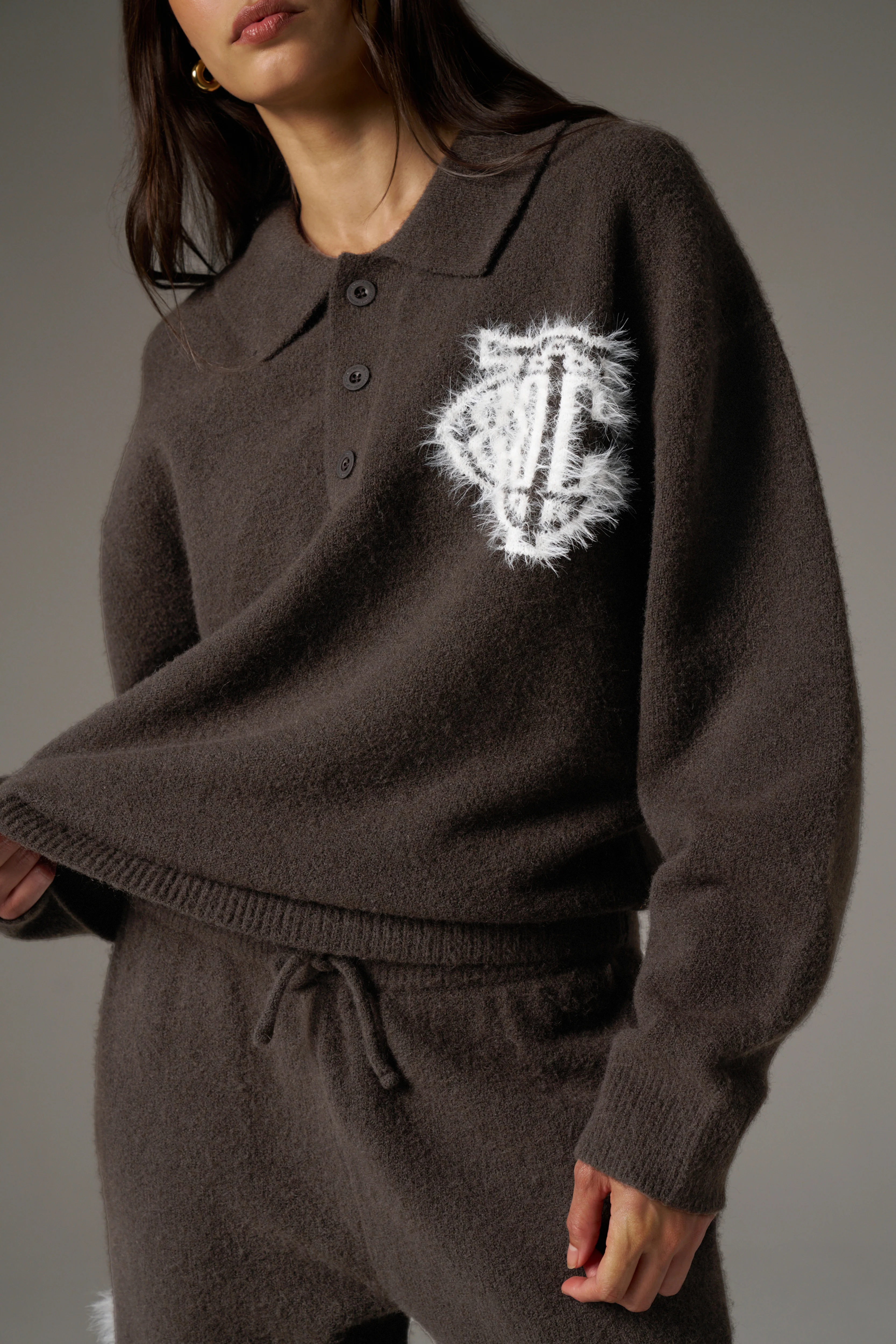 MONOGRAM FLUFFY KNIT POLO - BROWN - Image 6