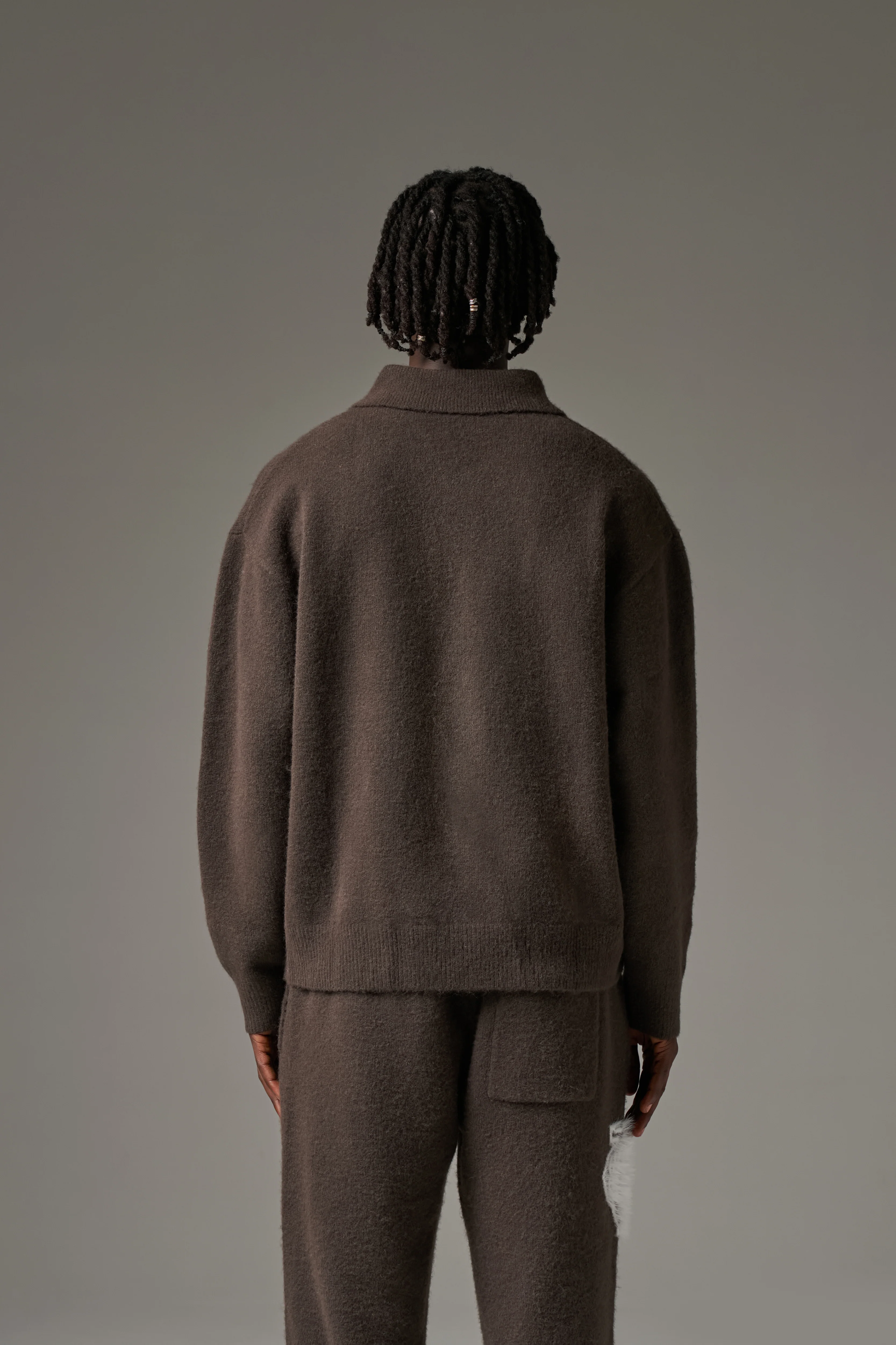 MONOGRAM FLUFFY KNIT POLO - BROWN - Image 7