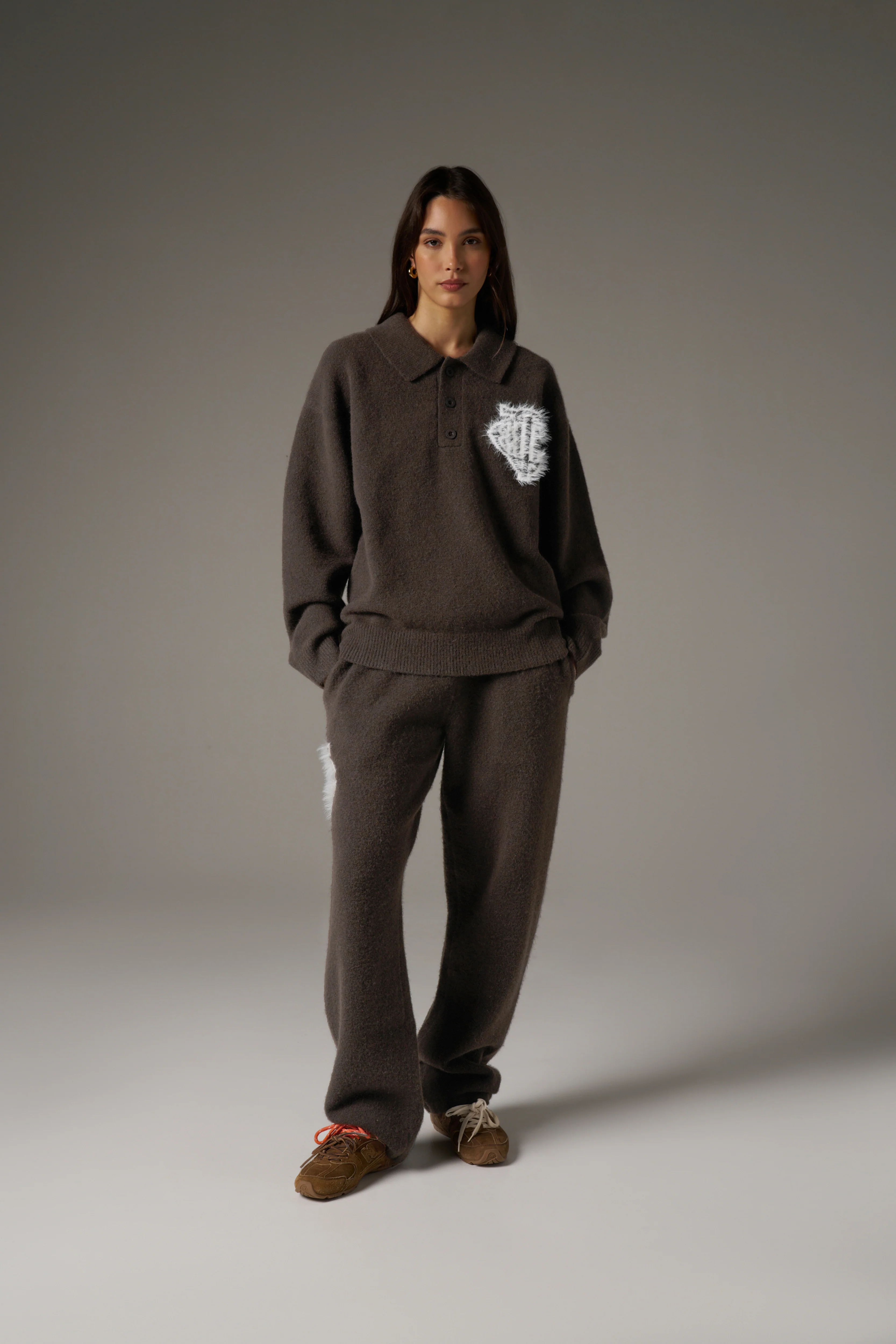 MONOGRAM FLUFFY KNIT POLO - BROWN - Image 8