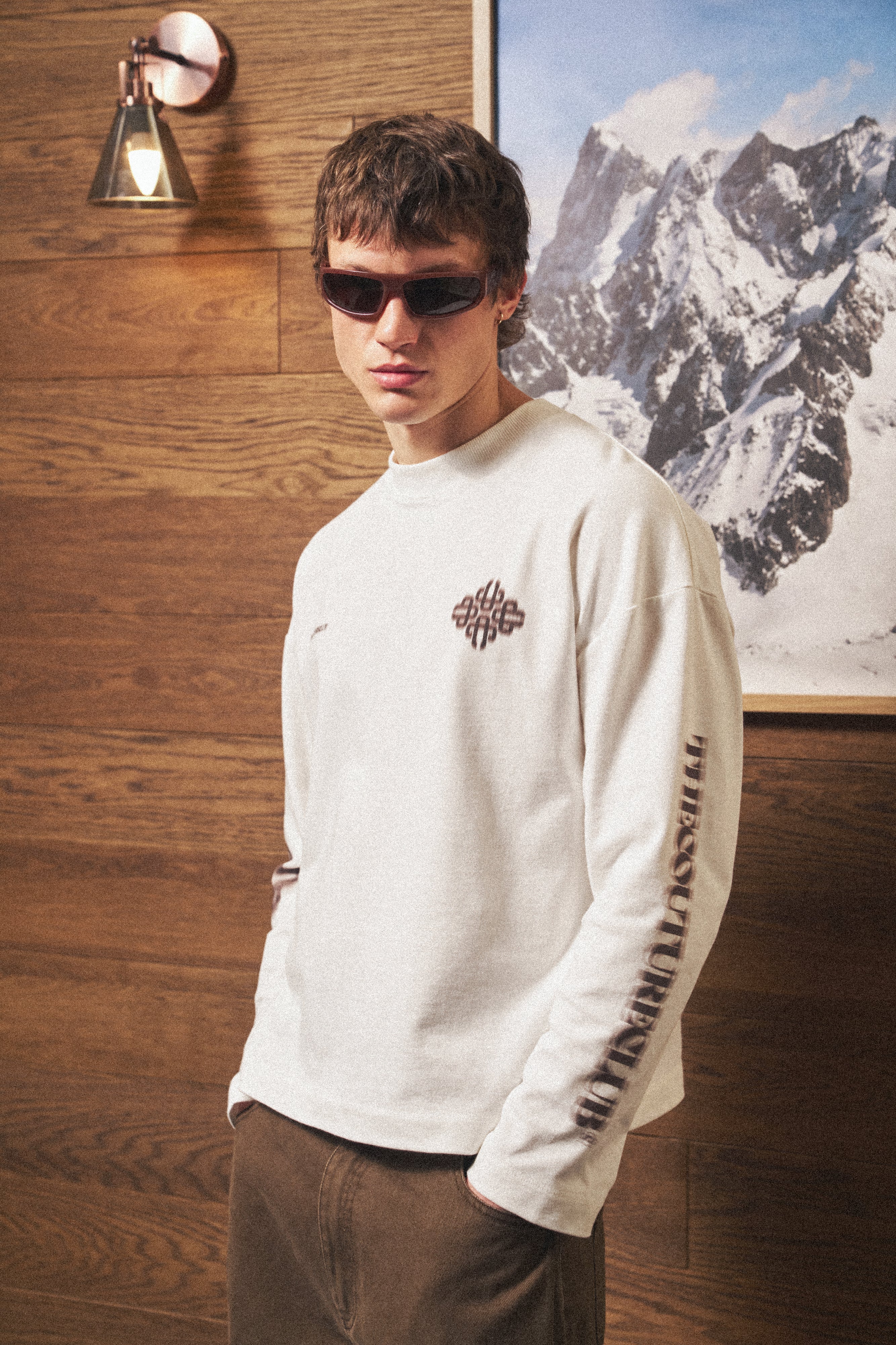 MOTION BLURRED LONG SLEEVE T-SHIRT - OFF WHITE - Image 5