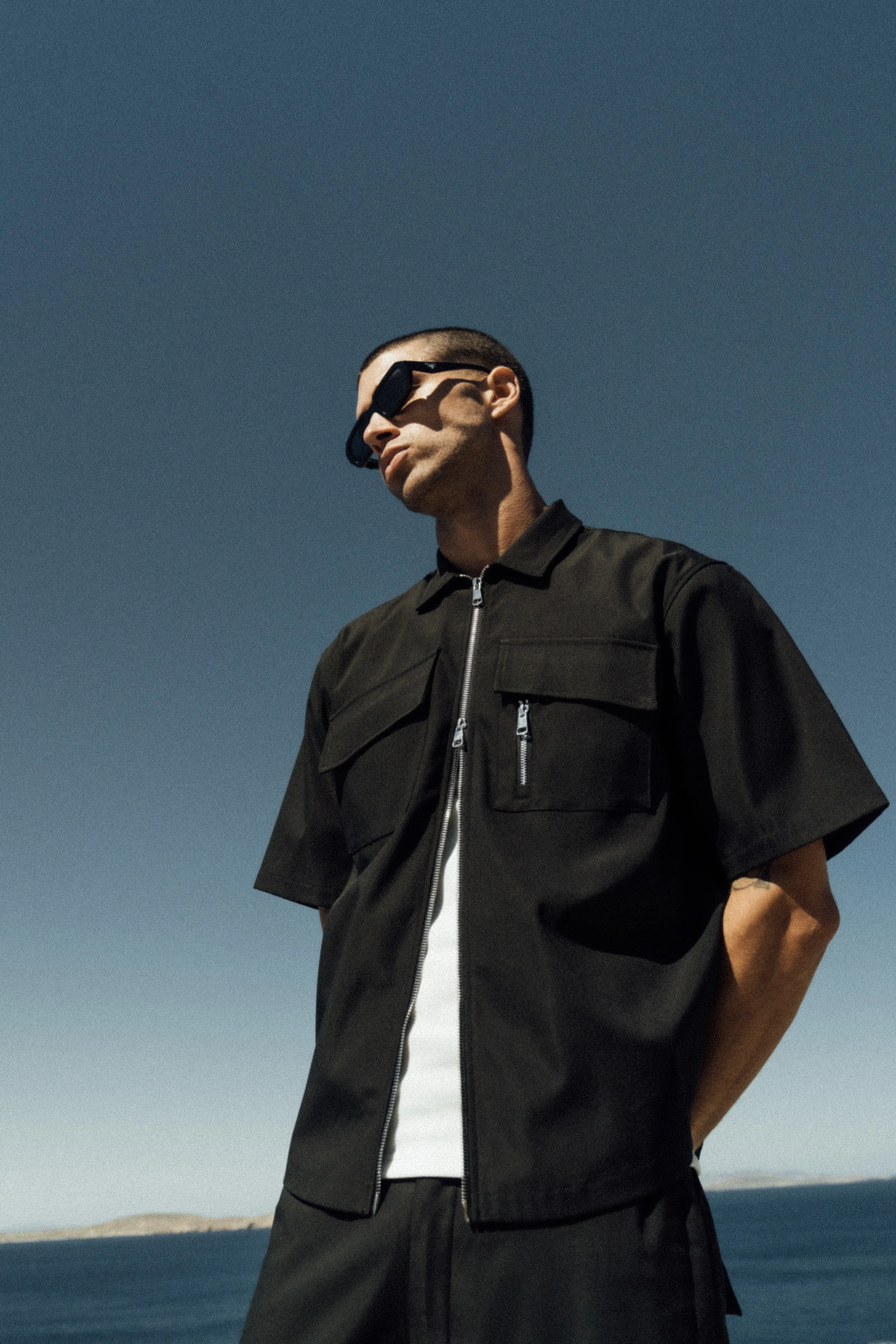 TECHNICAL HEAVYWEIGHT ZIP OVERSHIRT - BLACK - Image 7