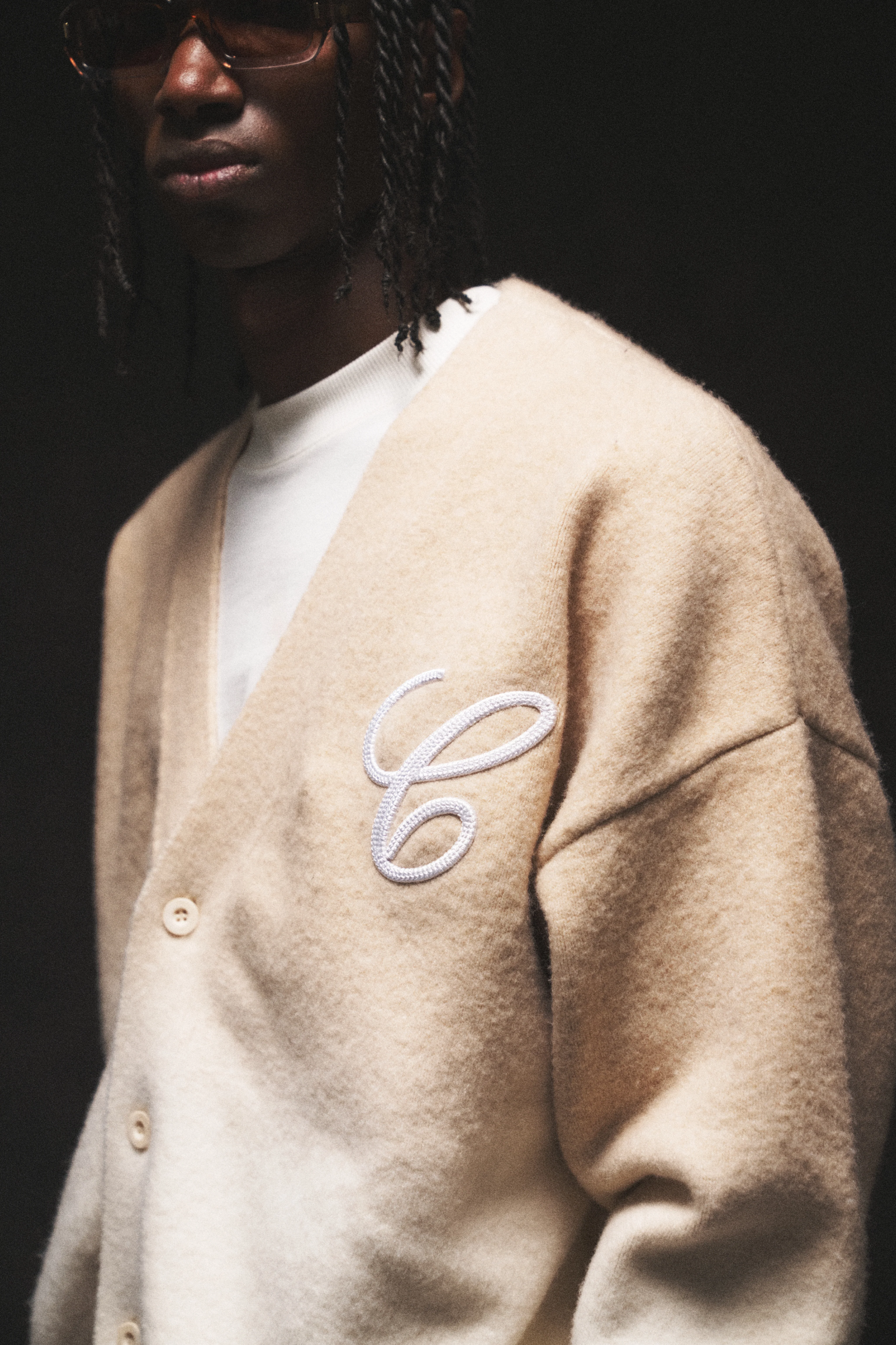 OMBRE KNITTED EMBROIDERY CARDIGAN - BEIGE - Image 5