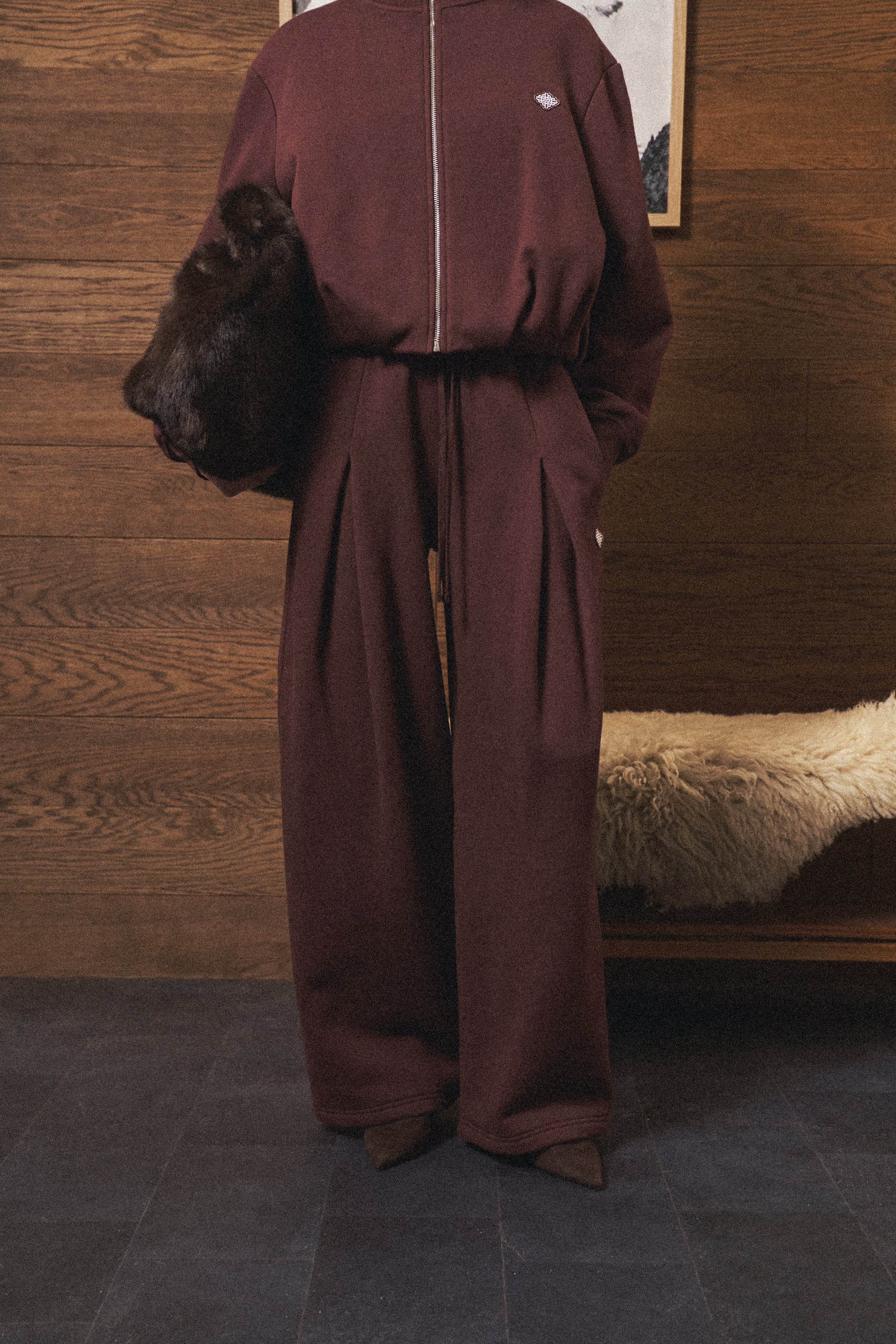 PLEAT DETAIL WIDE LEG JOGGERS - CHOCOLATE - Image 2