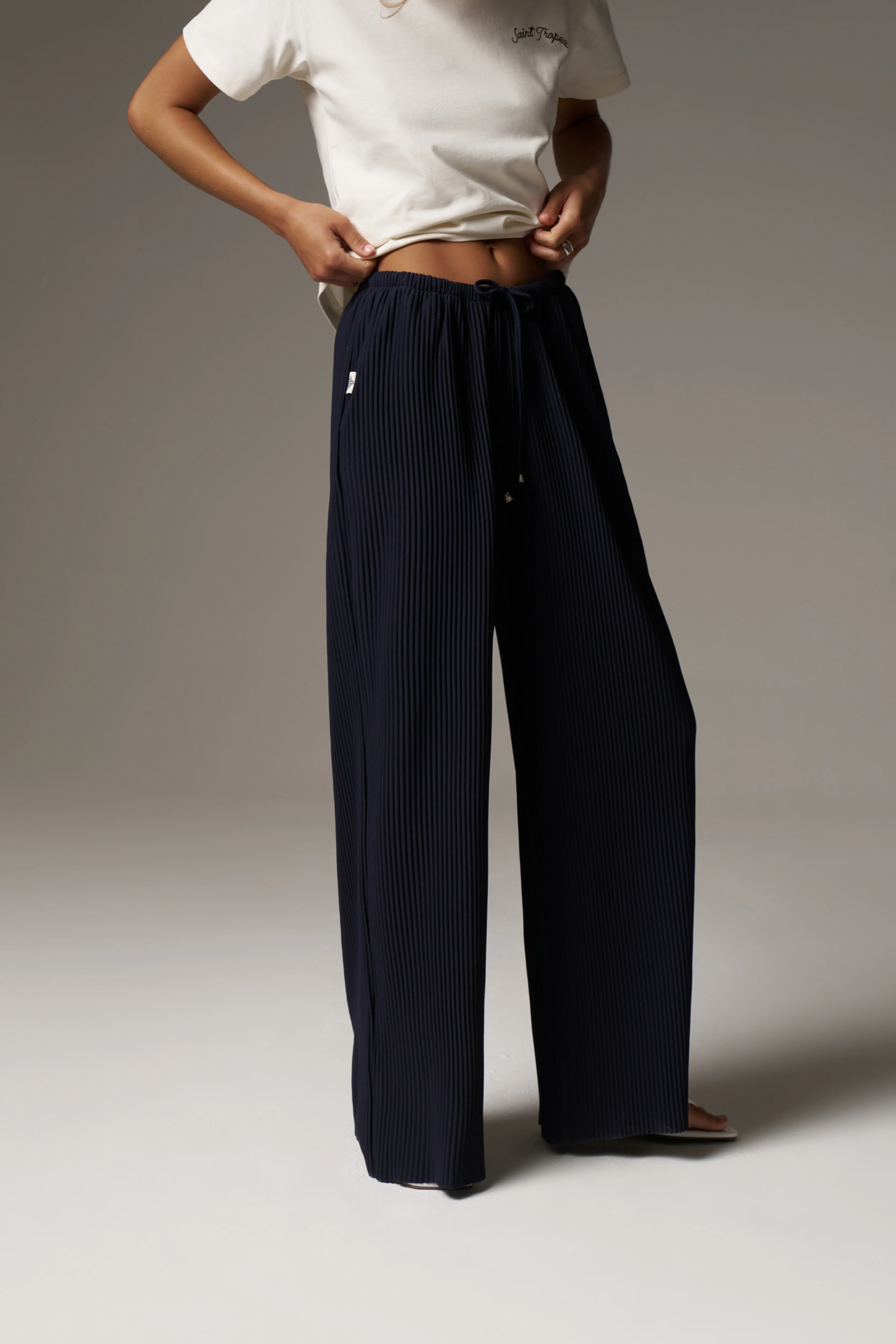 PLISSE TROUSERS - NAVY - Image 4