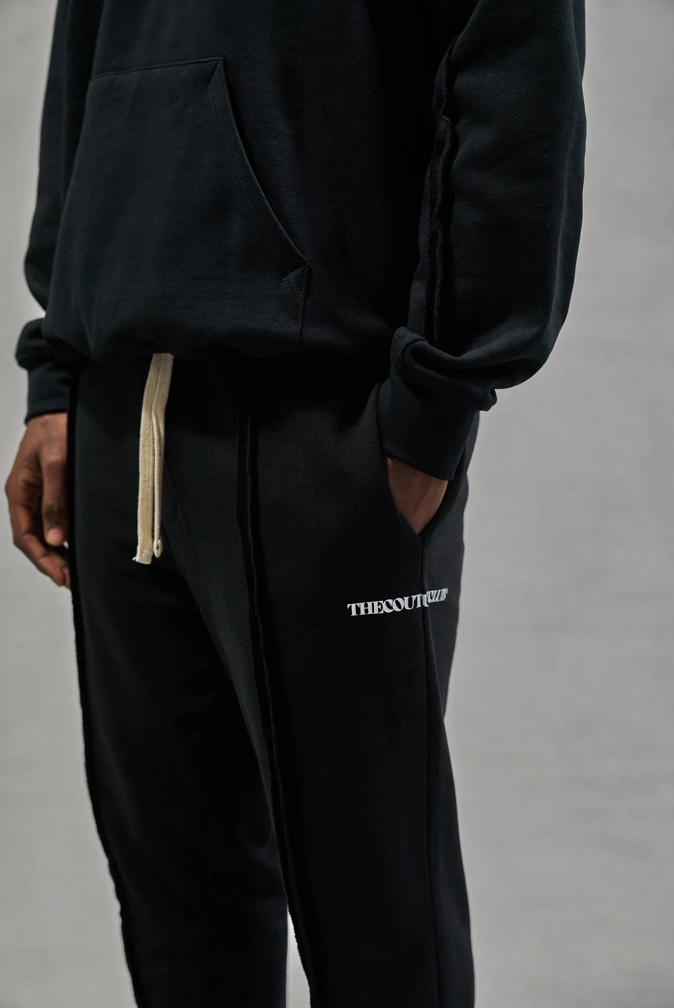 RAW SEAM STRAIGHT LEG JOGGERS - BLACK - Image 4