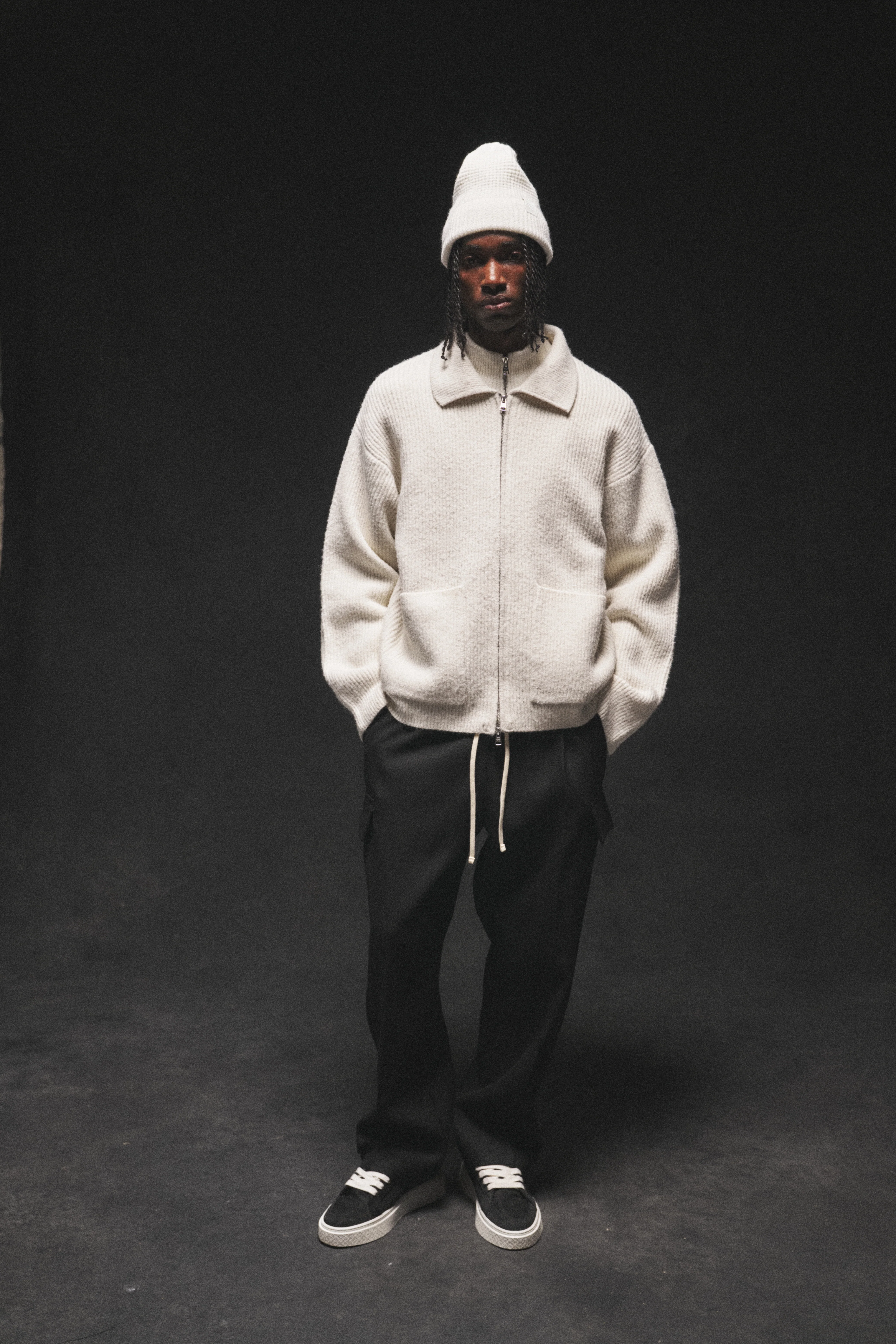 RIBBED KNITTED OVERSIZED ZIP THROUGH - WHITE - Image 3