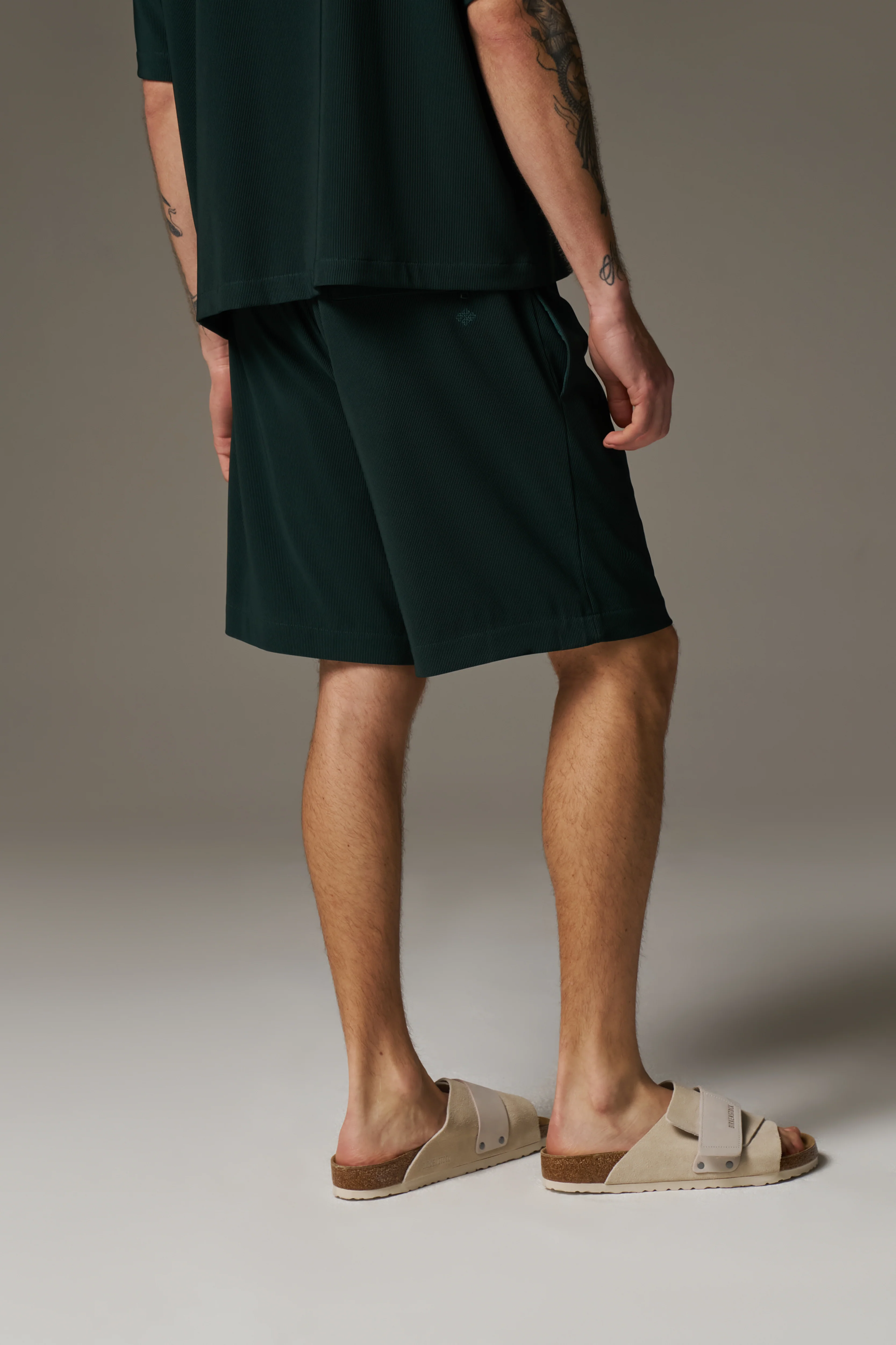 RIBBED SHORTS - GREEN - Image 5