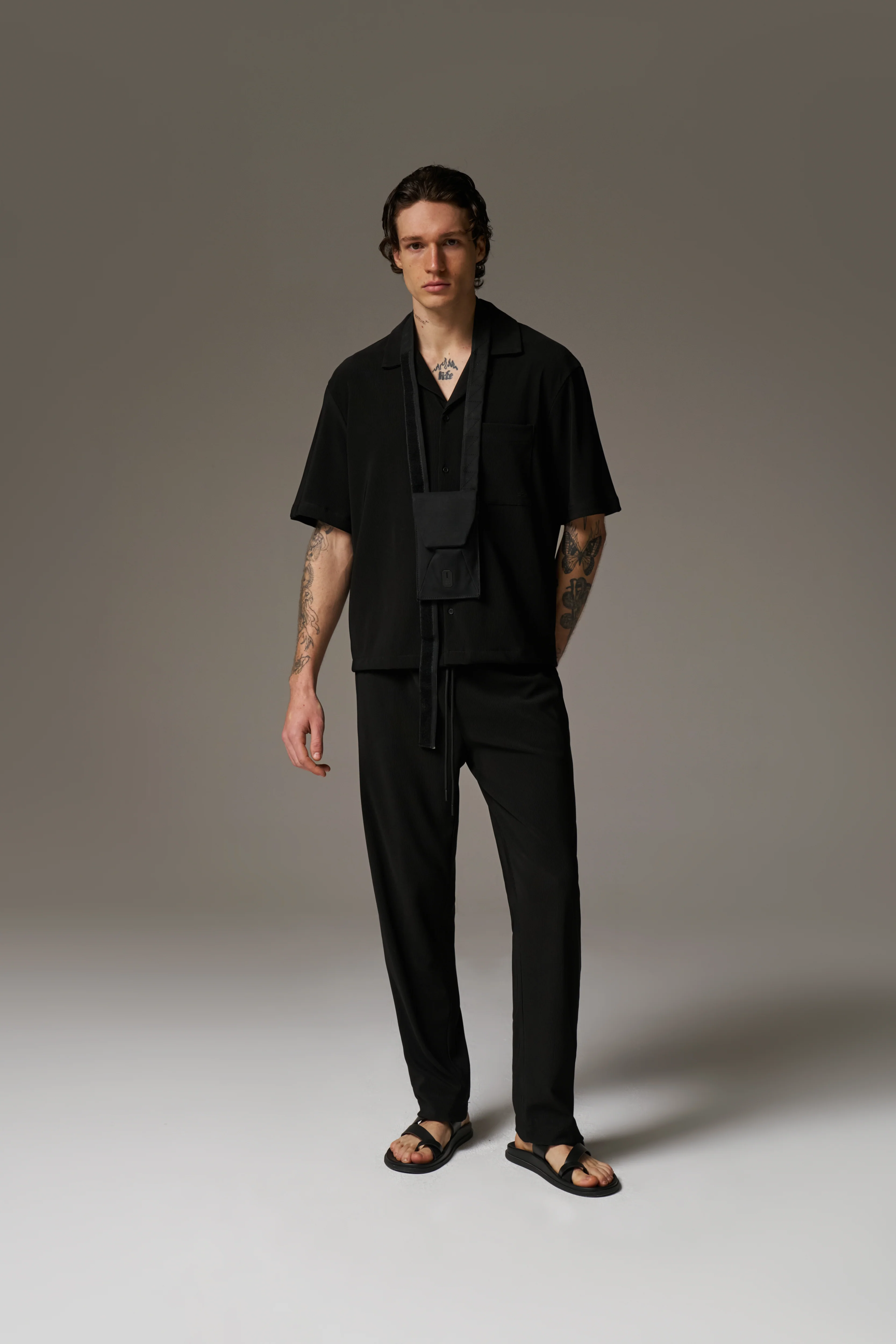 RIBBED TROUSERS - BLACK - Image 3
