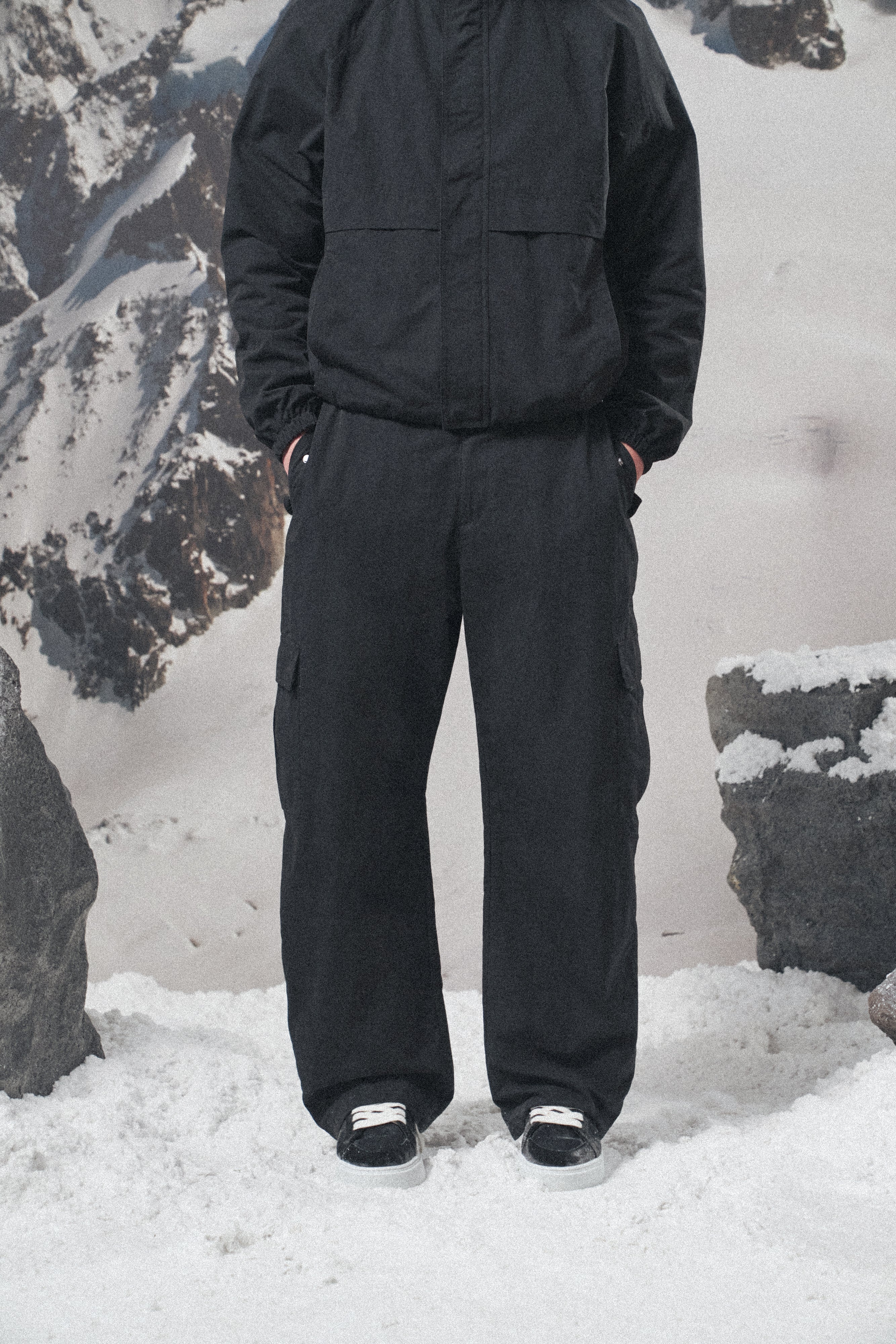 RIPSTOP CARGO TROUSERS - BLACK - Image 6