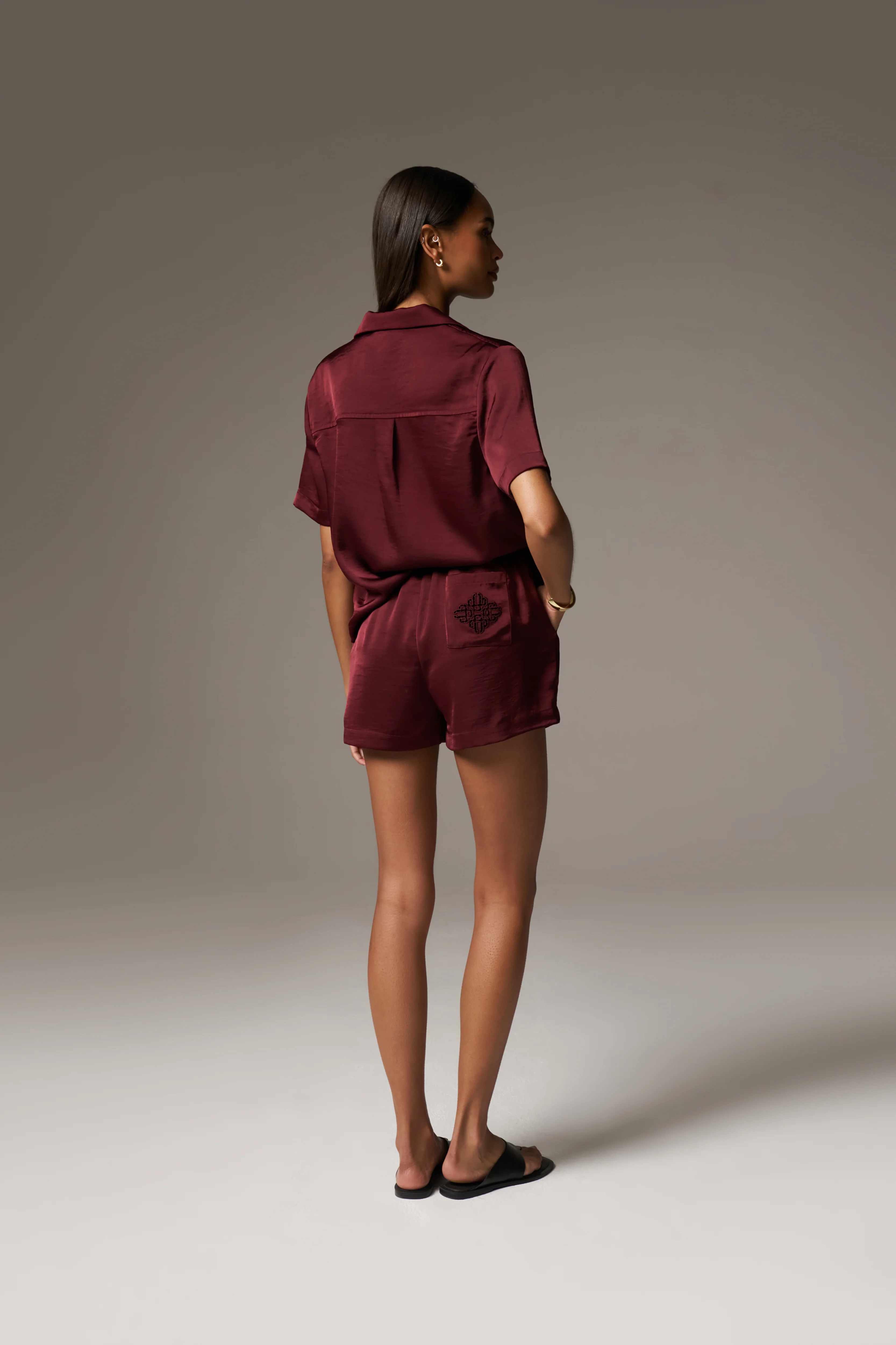 SATIN EMBLEM SHORTS - BURGUNDY - Image 8
